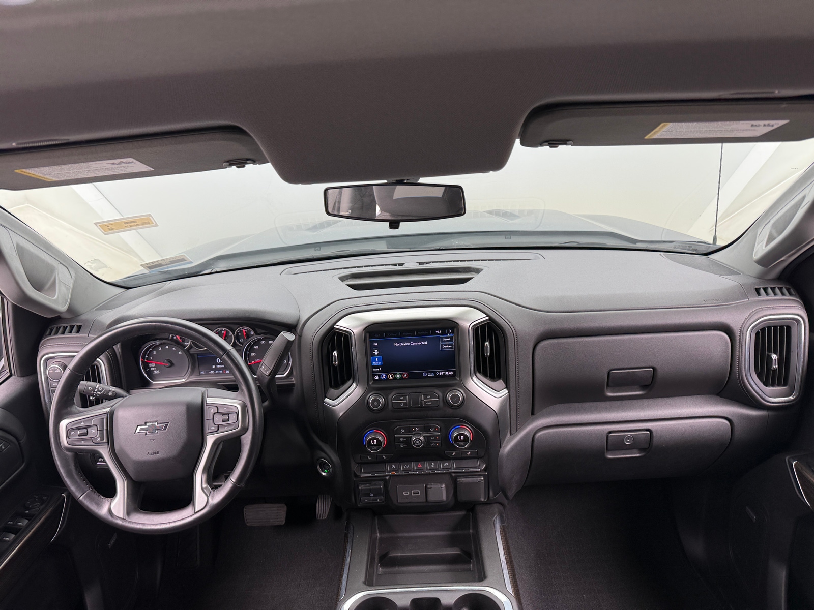 Thumbnail: 2020 Chevrolet Silverado 1500 - 3