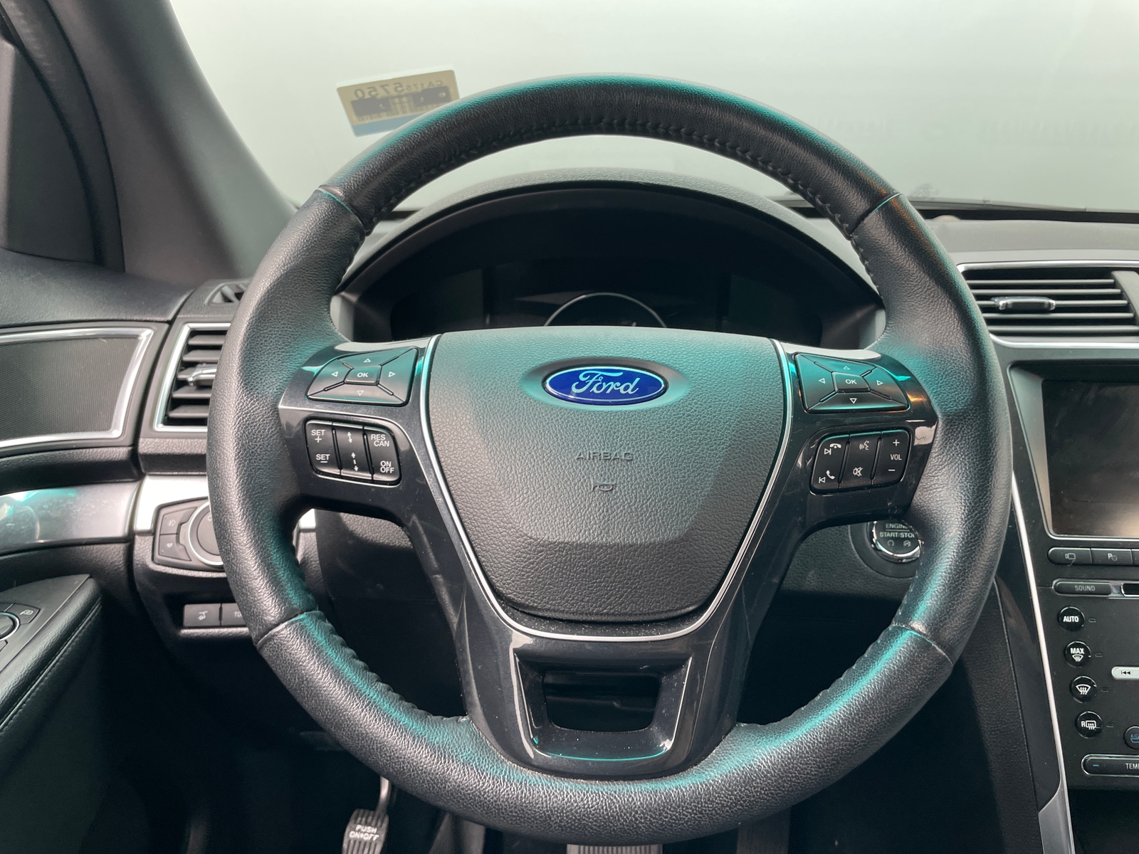 Thumbnail: 2016 Ford Explorer - 4