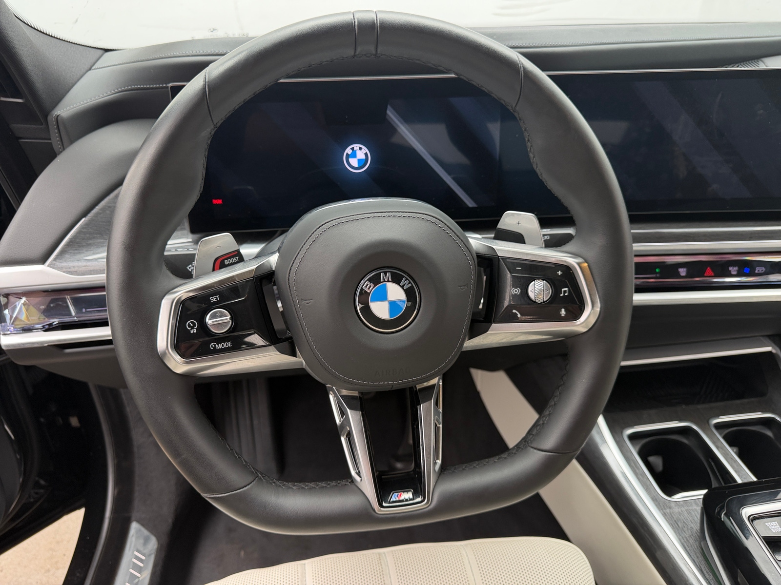 Thumbnail: 2026 BMW 7 Series - 4