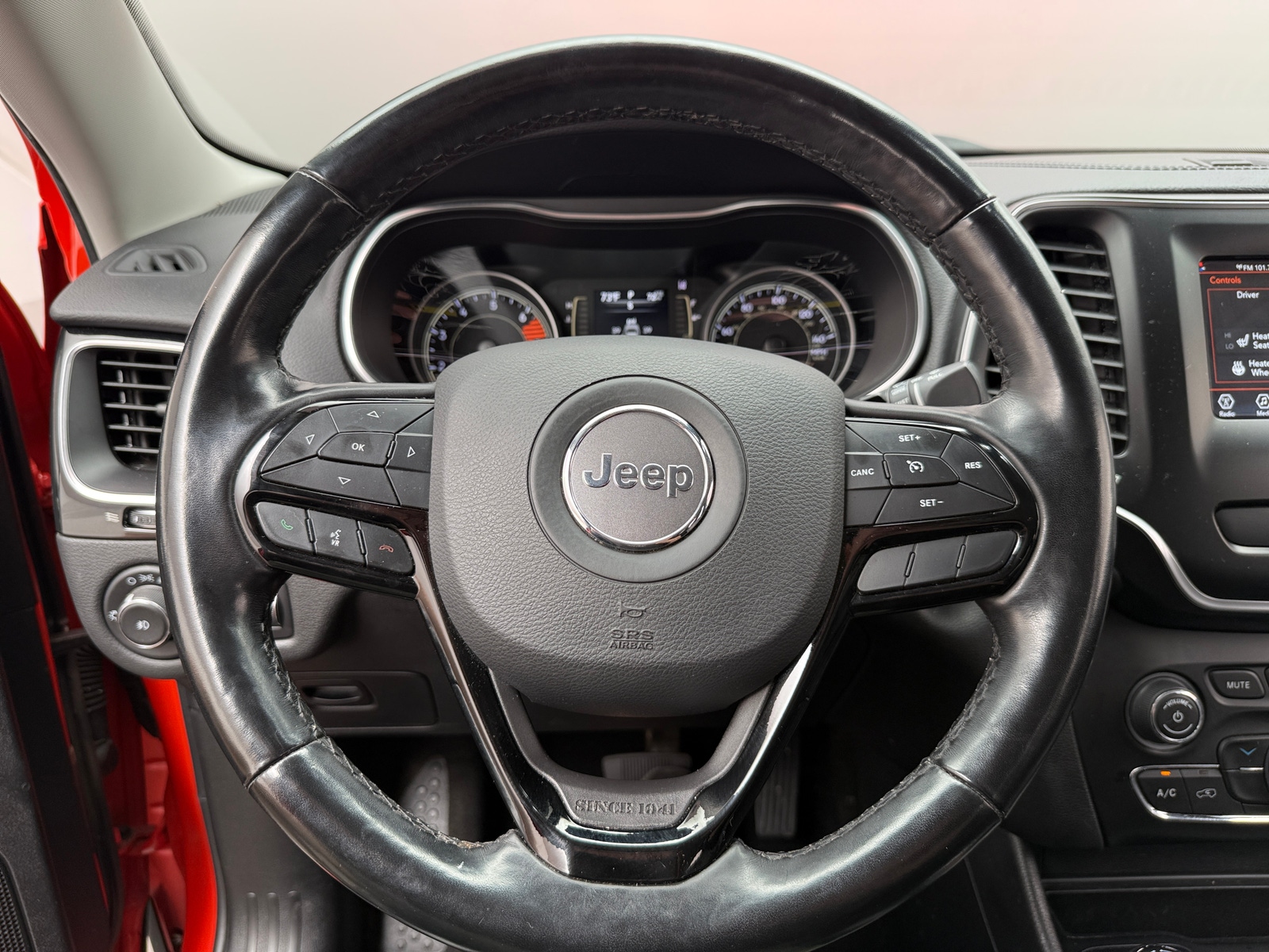 Thumbnail: 2021 Jeep Cherokee - 5