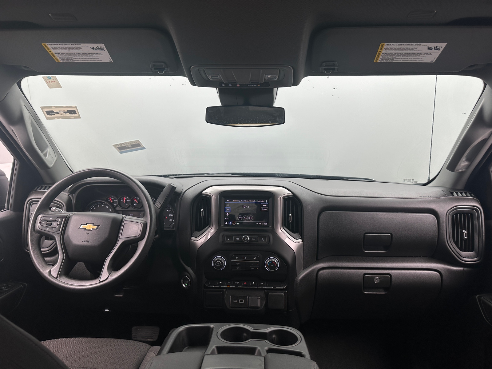 Thumbnail: 2026 Chevrolet Silverado 1500 - 3