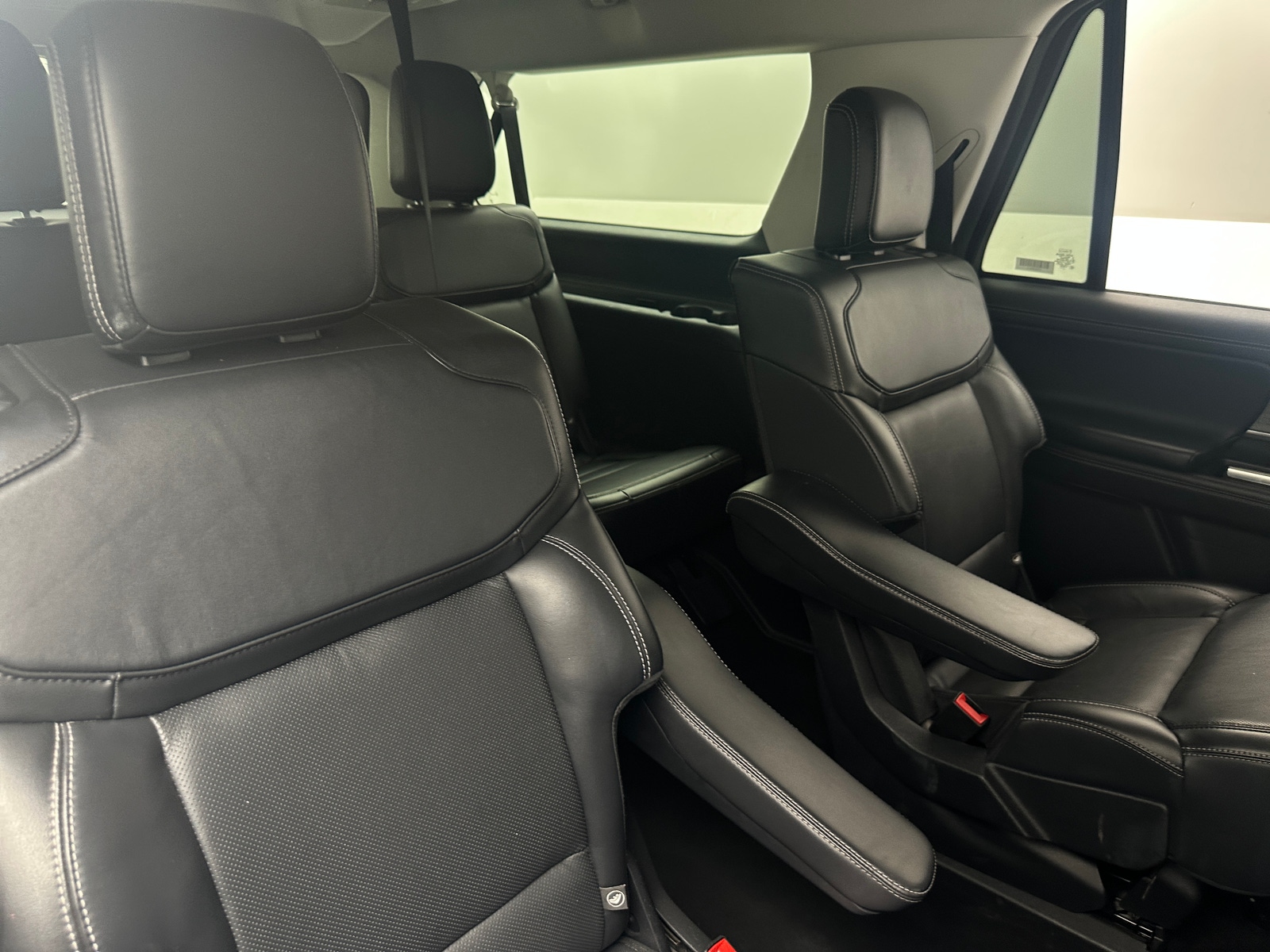 Thumbnail: 2025 Ford Expedition MAX - 5