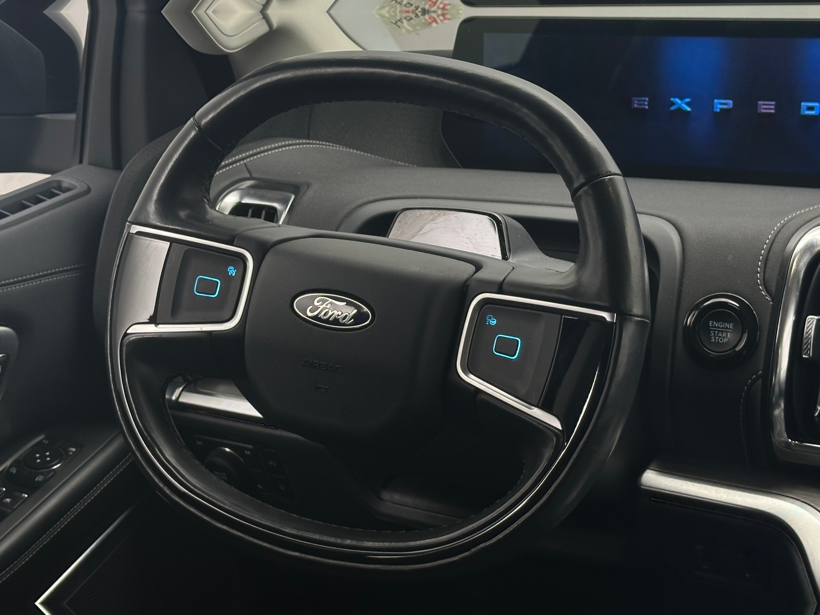 Thumbnail: 2025 Ford Expedition MAX - 4