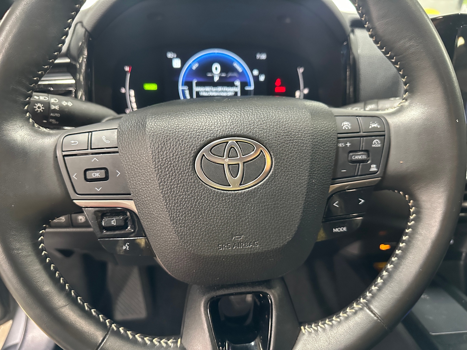 Thumbnail: 2025 Toyota Camry - 4
