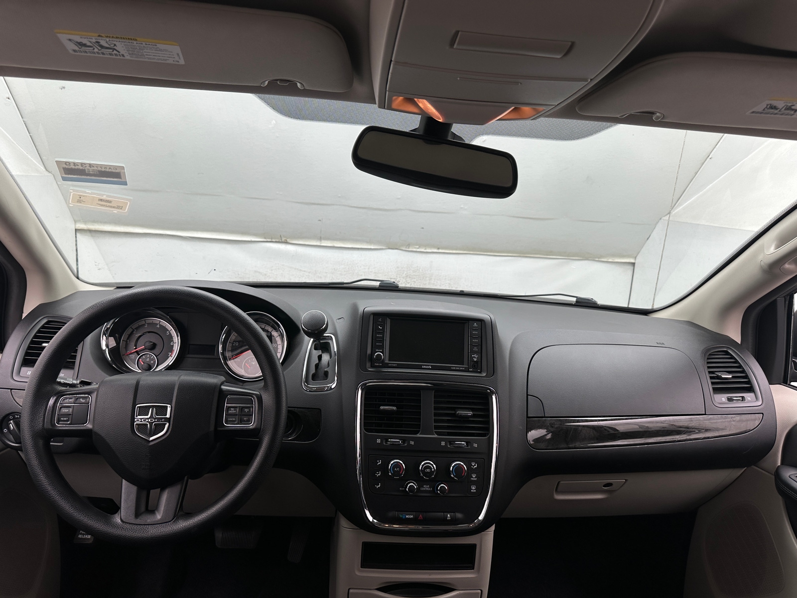 Thumbnail: 2019 Dodge Grand Caravan - 3