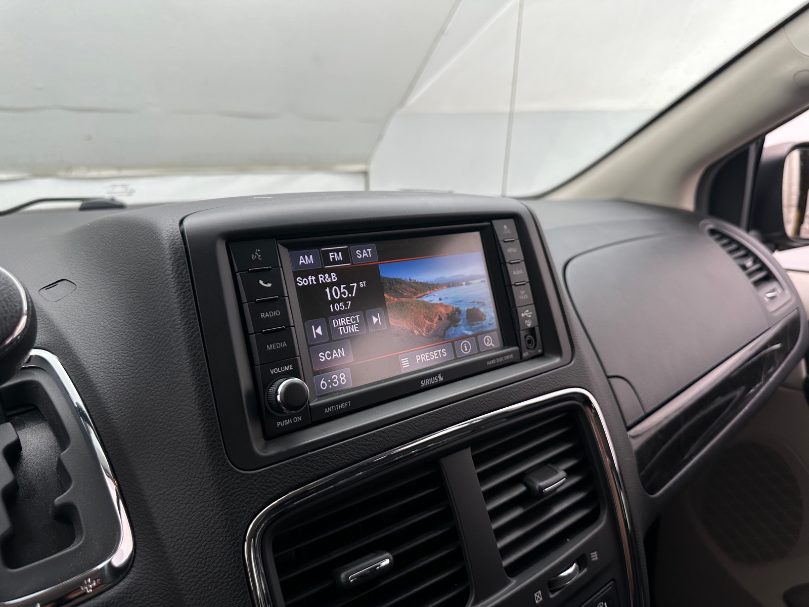 Thumbnail: 2019 Dodge Grand Caravan - 4