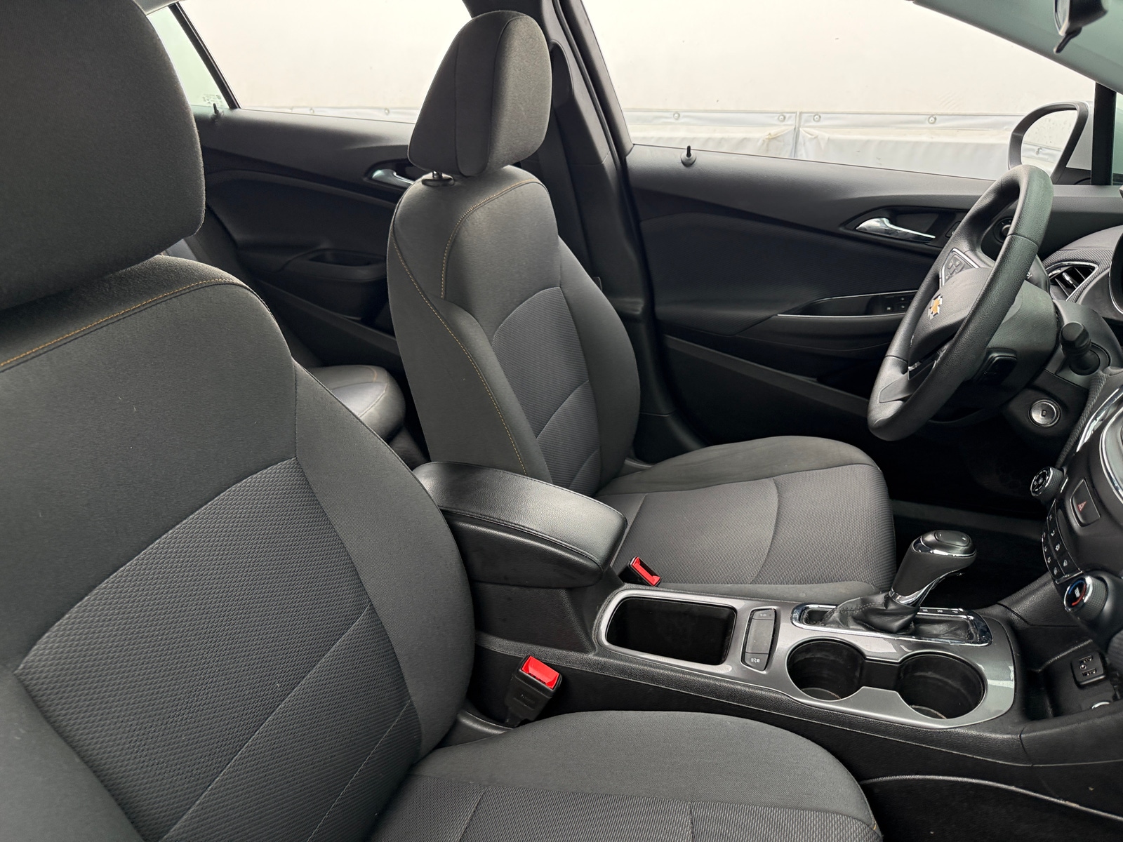Thumbnail: 2019 Chevrolet Cruze - 2