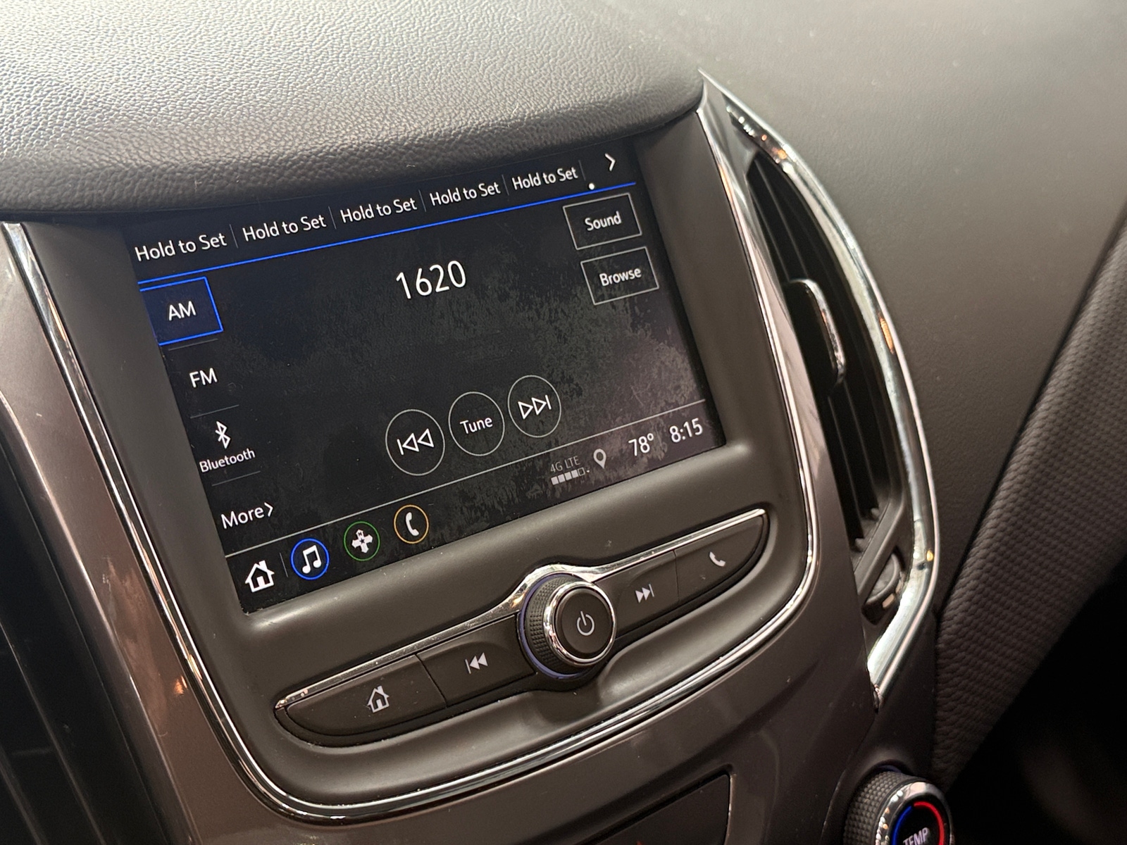 Thumbnail: 2019 Chevrolet Cruze - 4