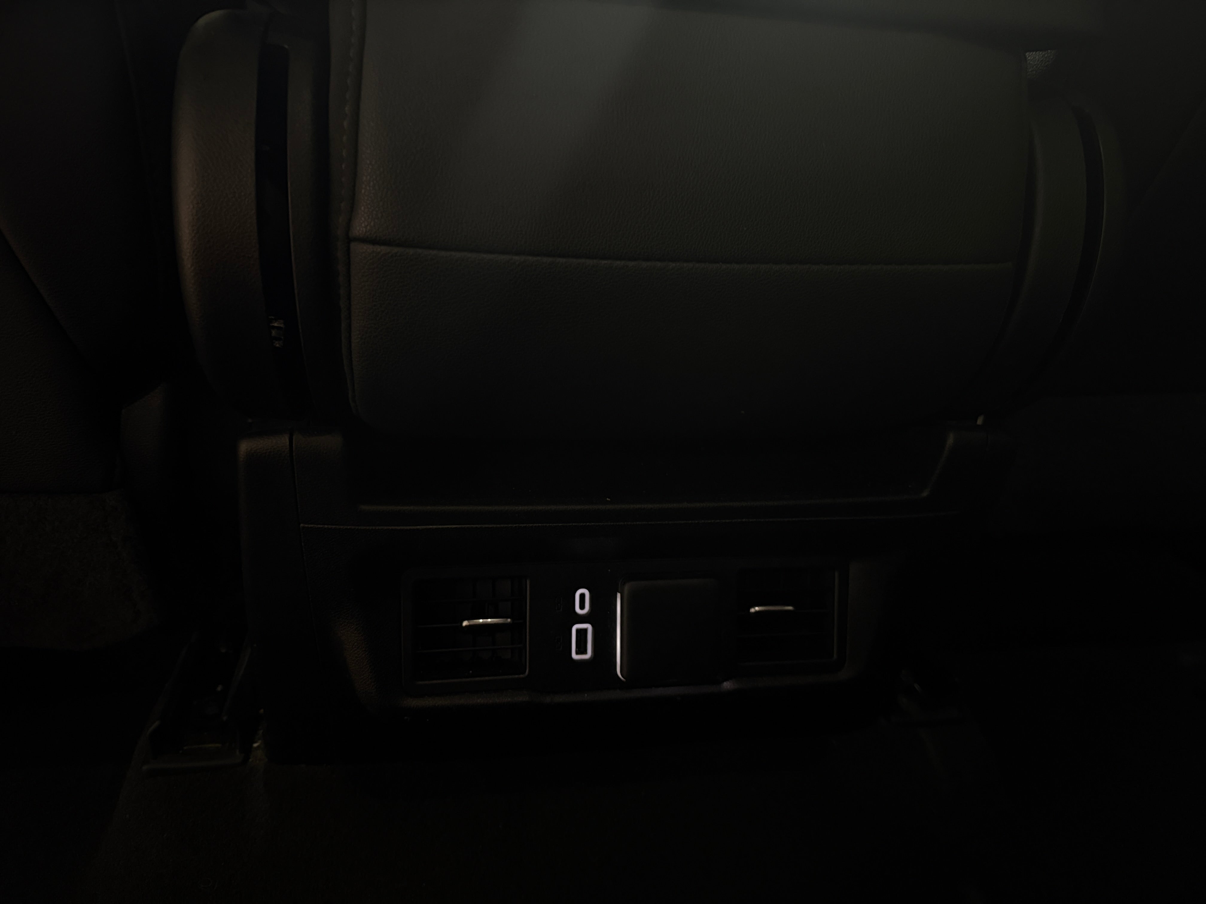 2024 GMC Sierra 1500 SLT - Photo 5