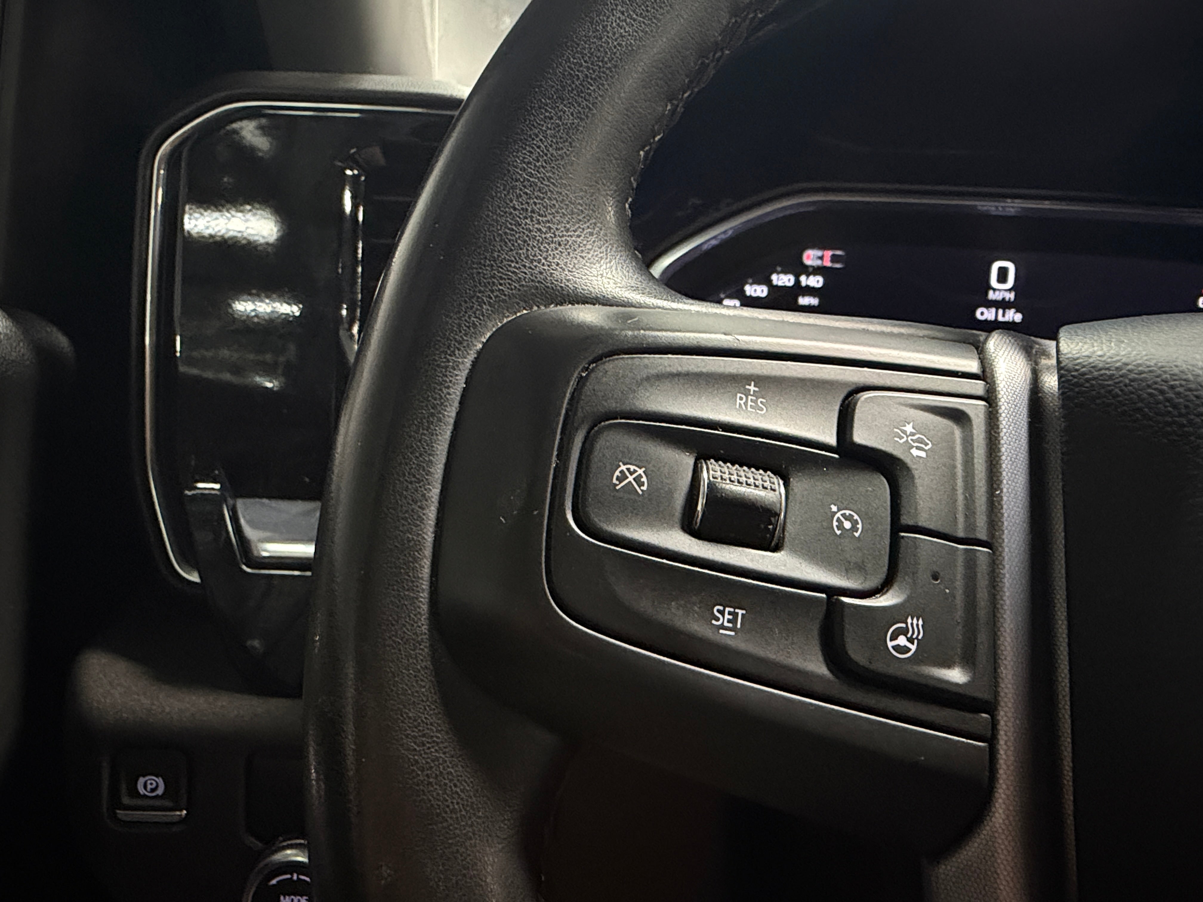 2024 GMC Sierra 1500 SLT - Photo 15
