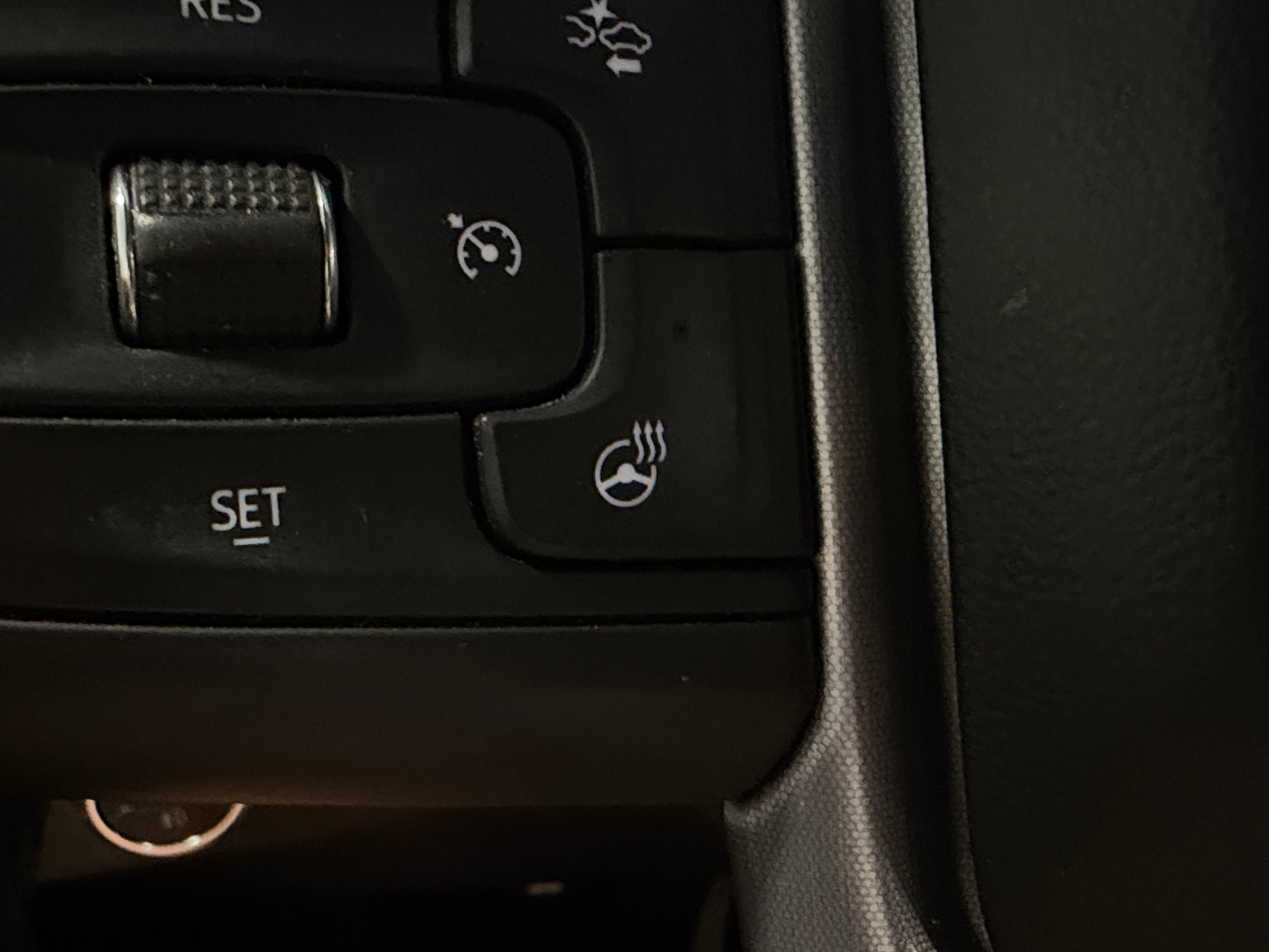 2024 GMC Sierra 1500 SLT - Photo 12