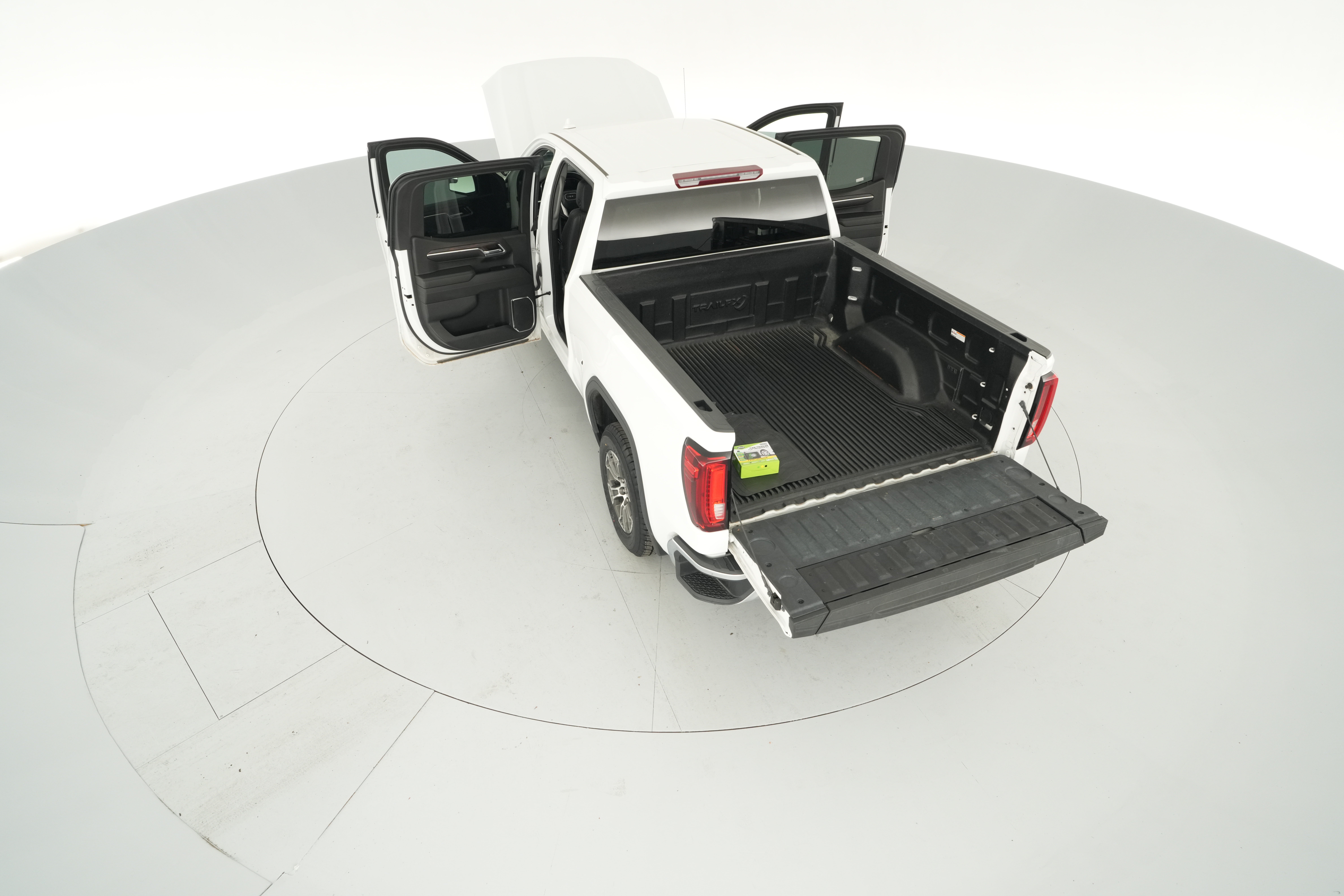 2024 GMC Sierra 1500 SLT - Photo 50