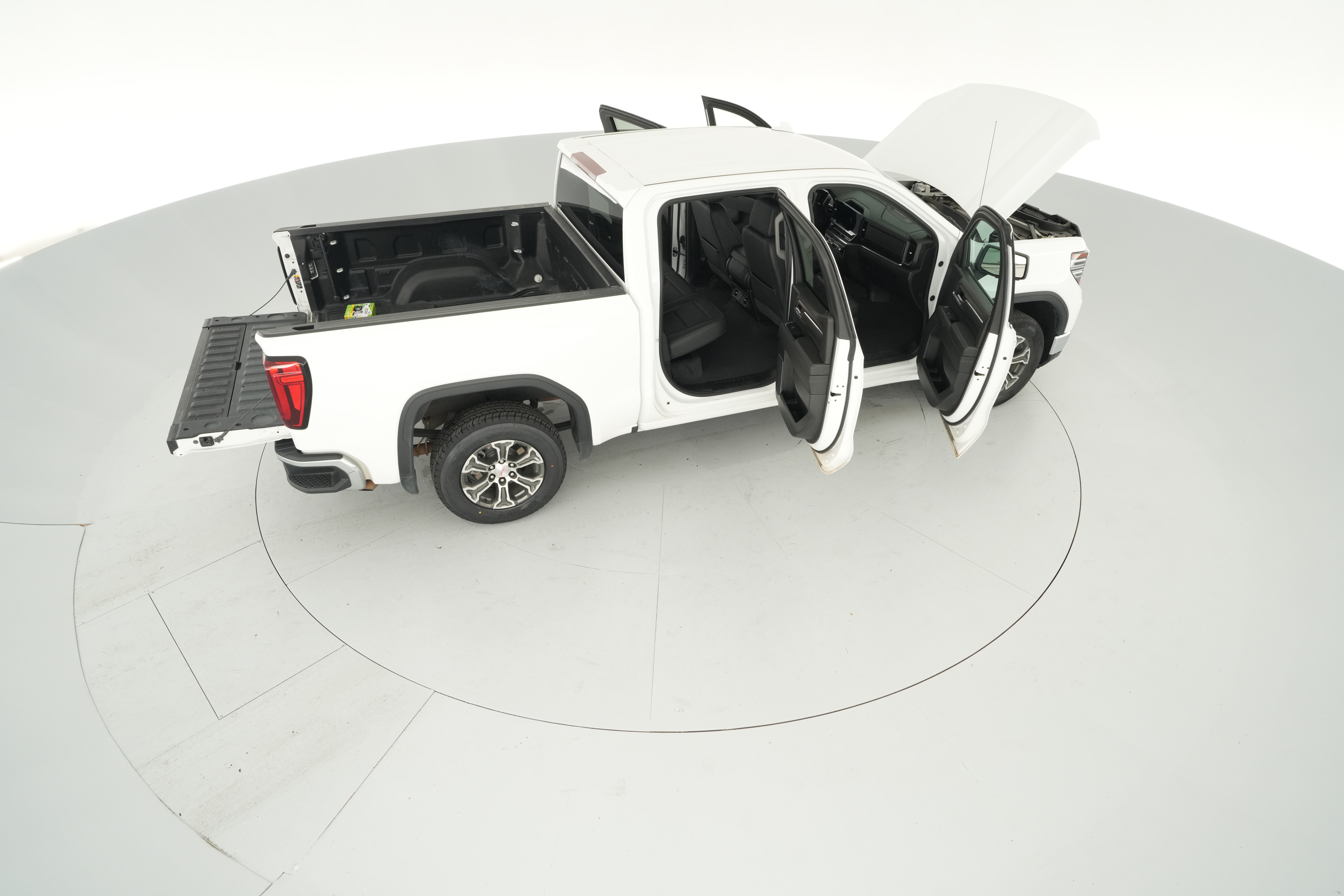 2024 GMC Sierra 1500 SLT - Photo 54