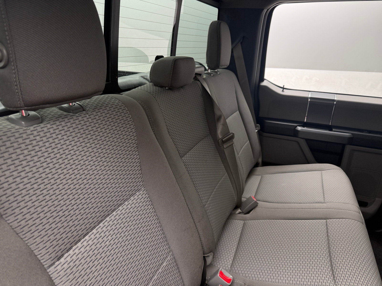 Thumbnail: 2017 Ford Econoline - 6