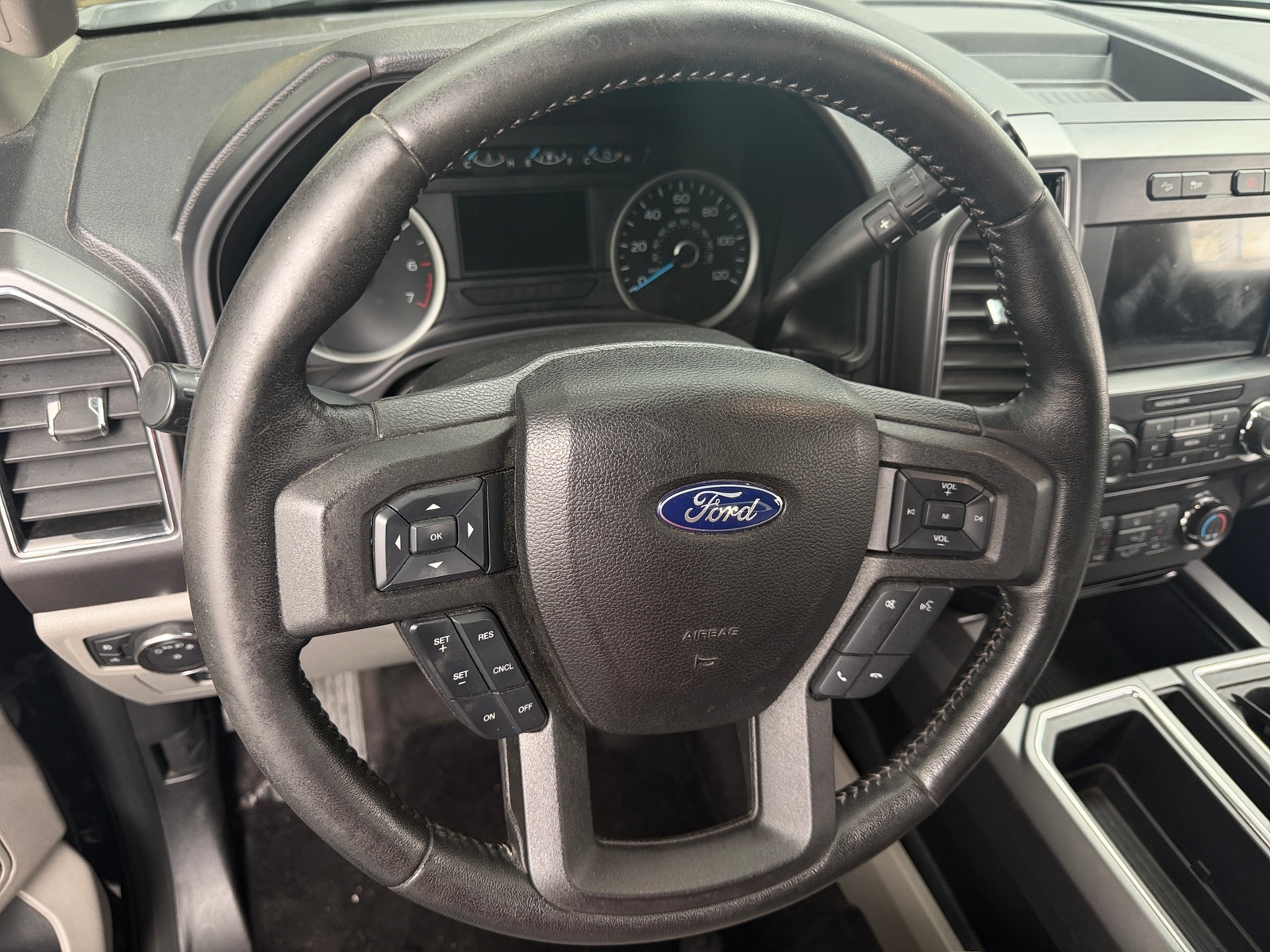 Thumbnail: 2017 Ford Econoline - 5