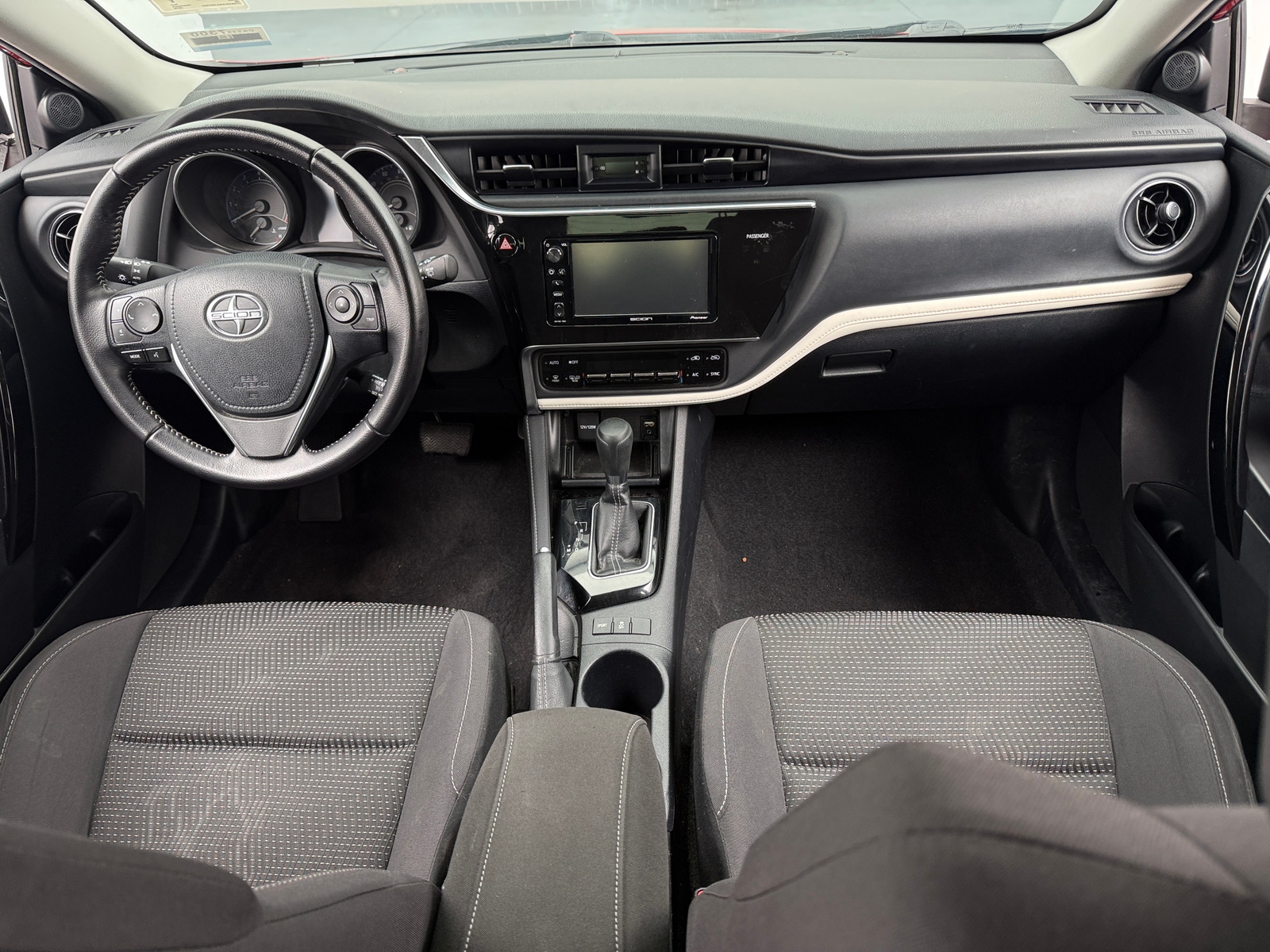 Thumbnail: 2016 Scion iM - 3