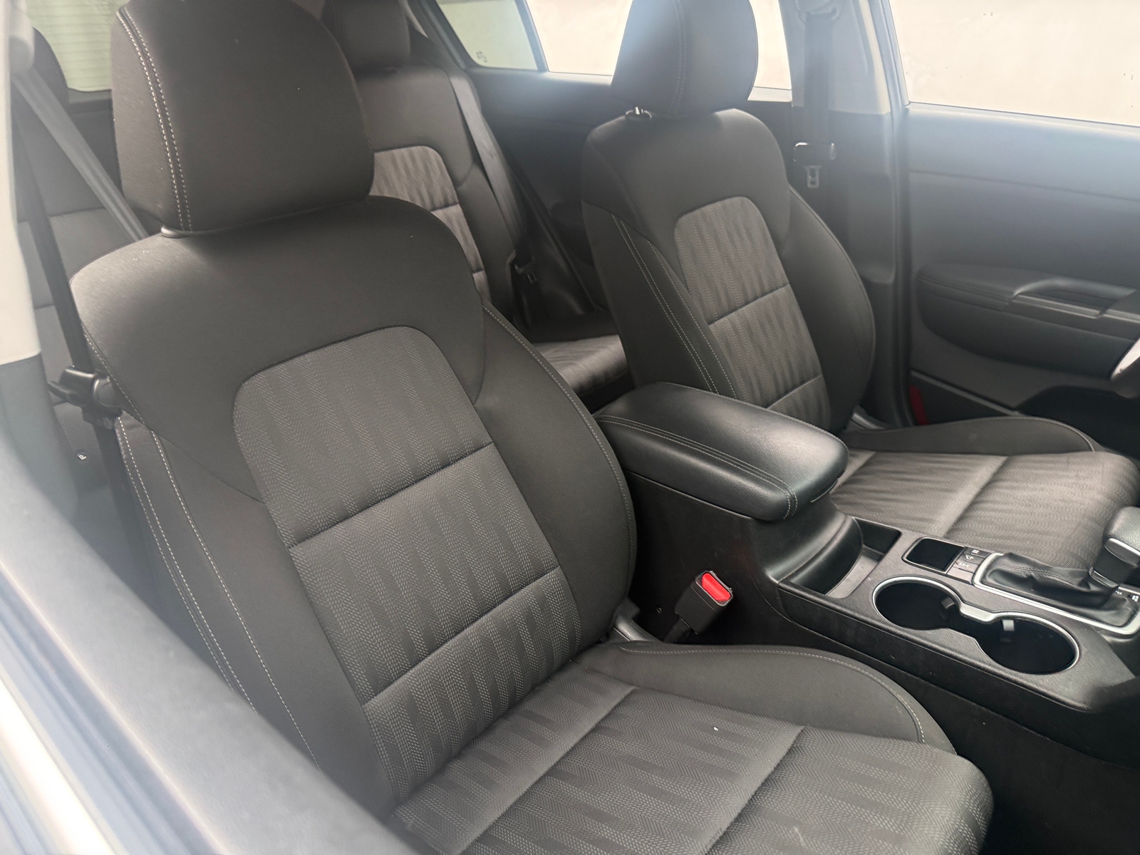 Thumbnail: 2020 Kia Sportage - 2