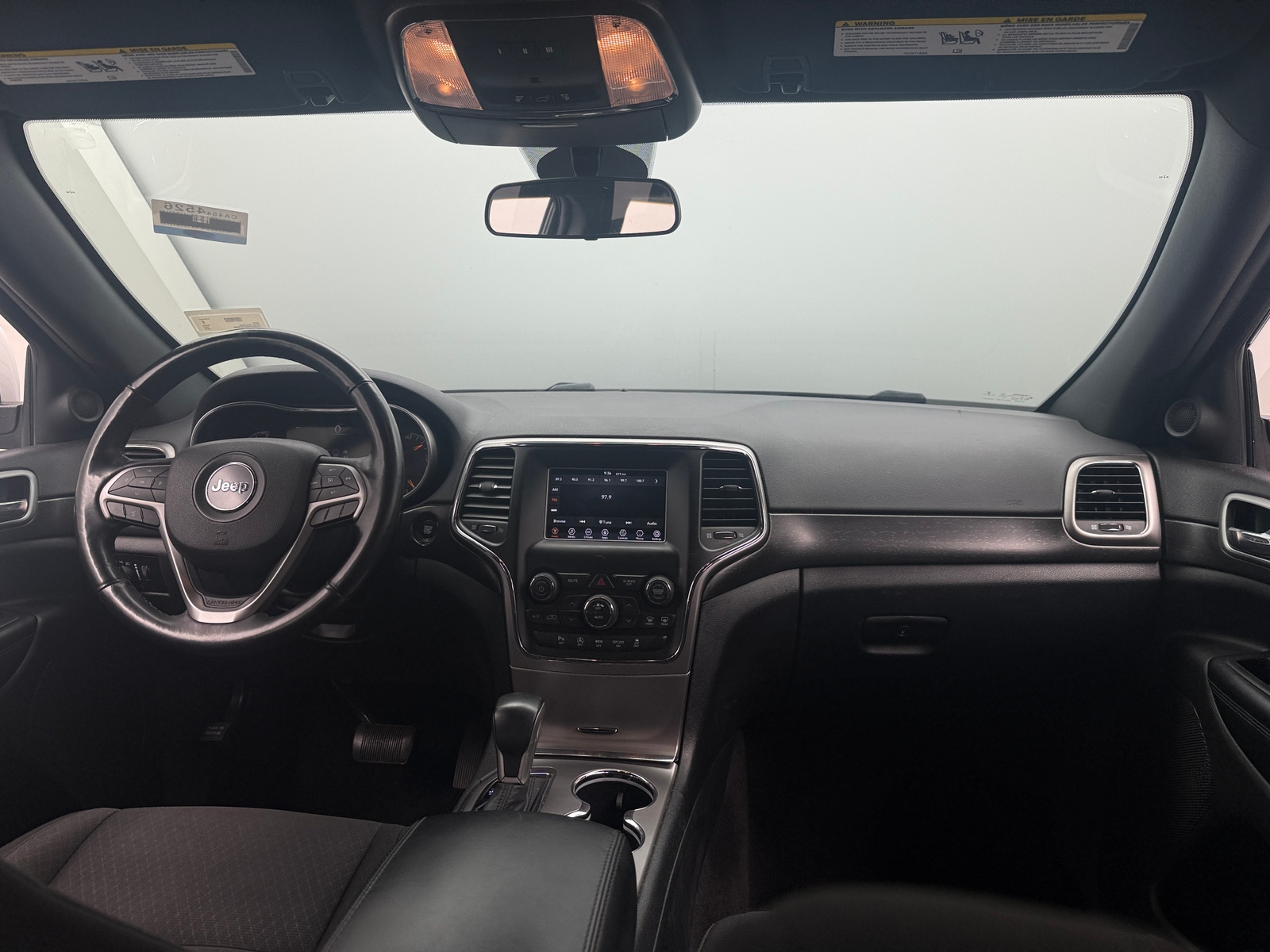 Thumbnail: 2018 Jeep Grand Cherokee - 3