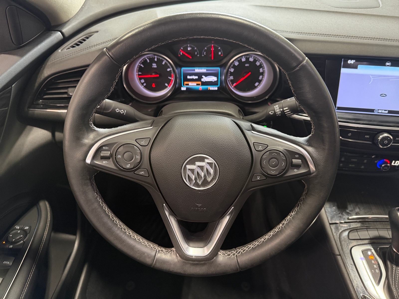 Thumbnail: 2018 Buick Regal - 4