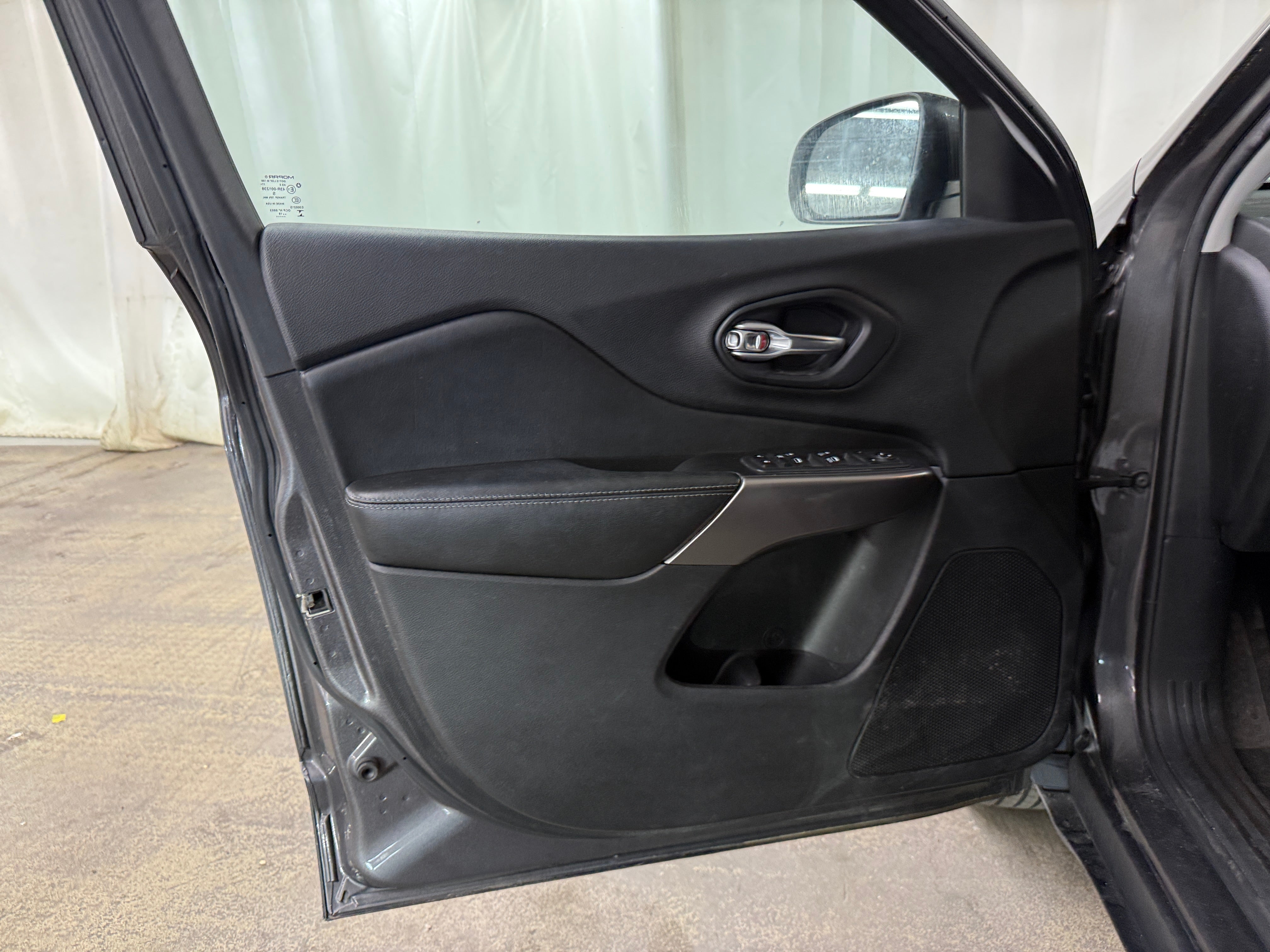 1C4PJMLB0KD474932