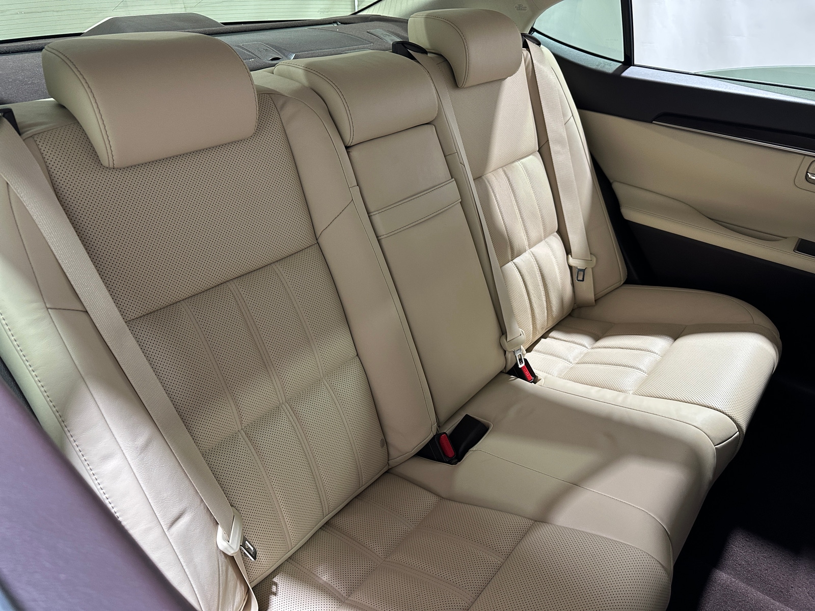 Thumbnail: 2016 Lexus ES - 5