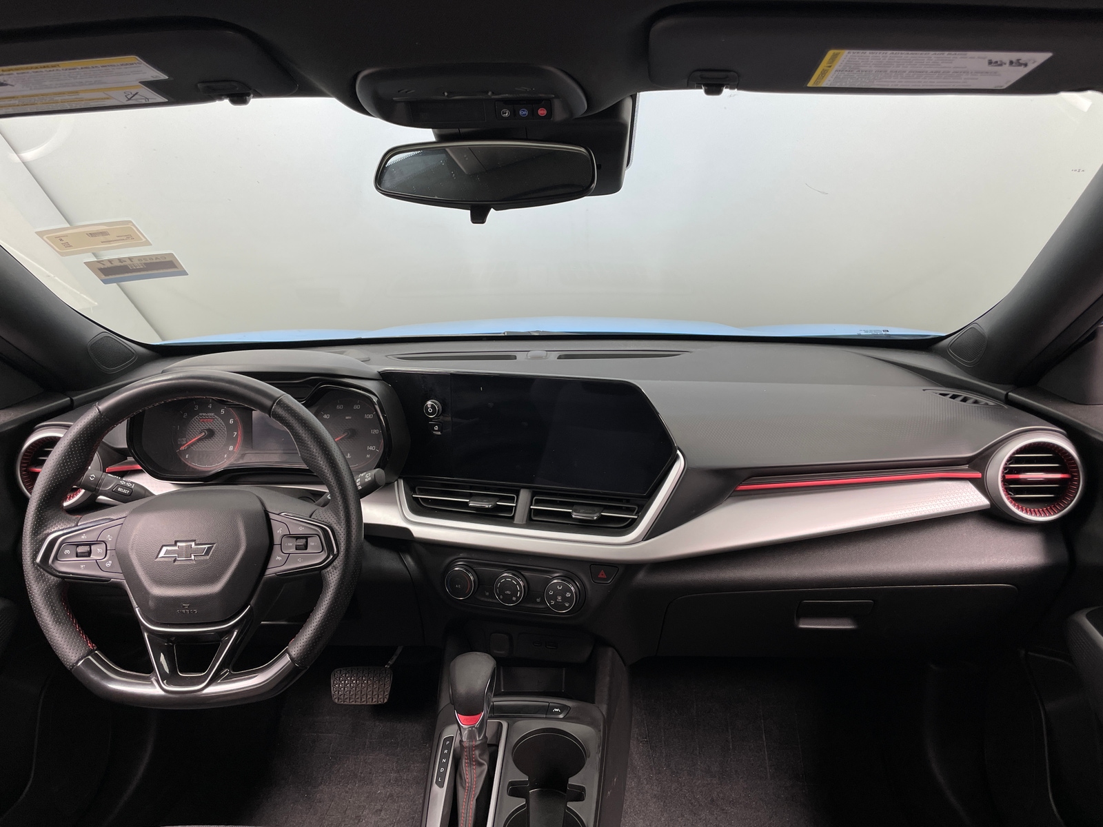 Thumbnail: 2024 Chevrolet Trax - 3