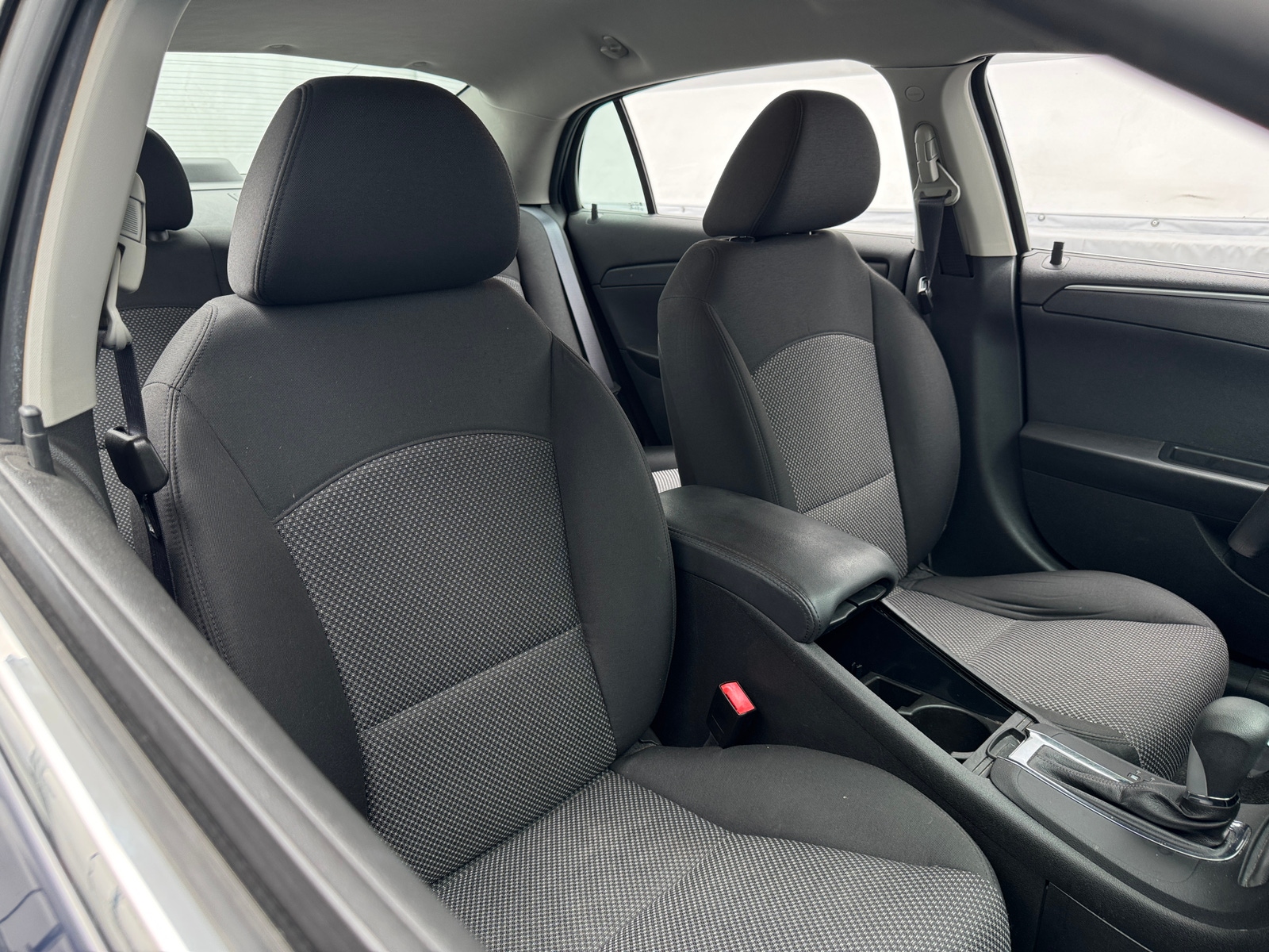 Thumbnail: 2011 Chevrolet Malibu - 2