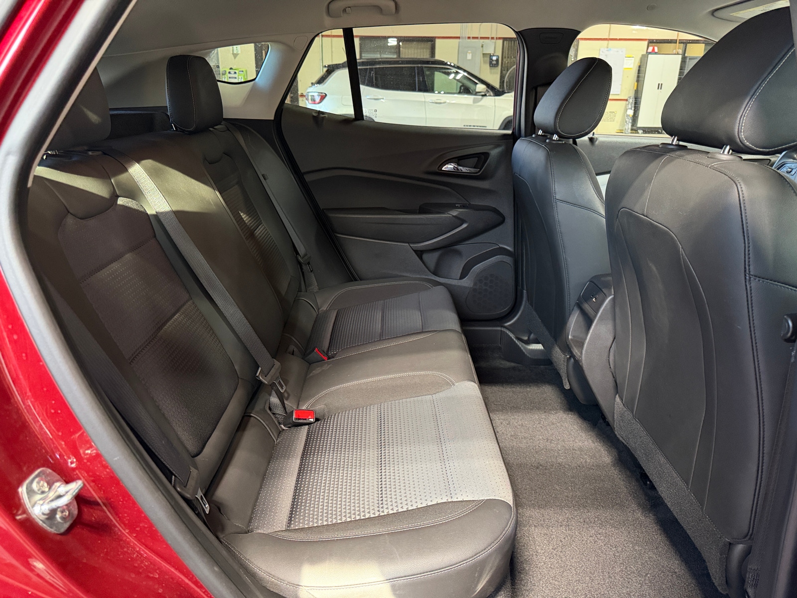 Thumbnail: 2025 Chevrolet Trax - 5