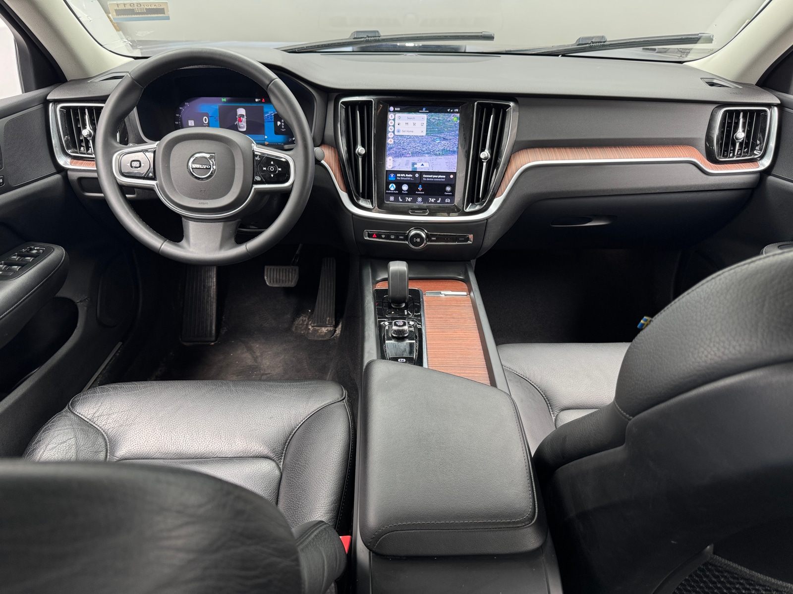 Thumbnail: 2023 Volvo S60 - 3
