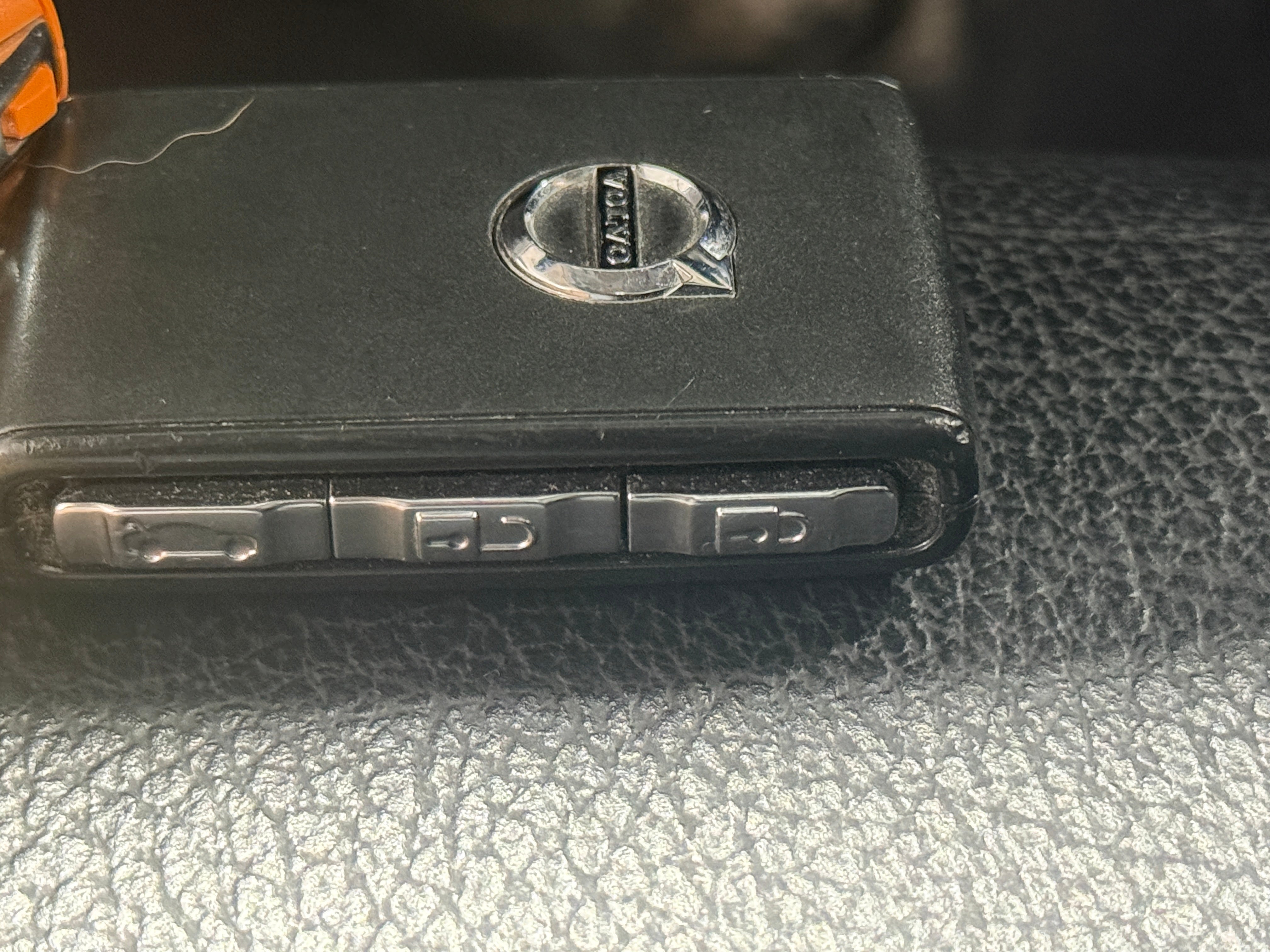 2023 Volvo S60 Plus - Photo 11