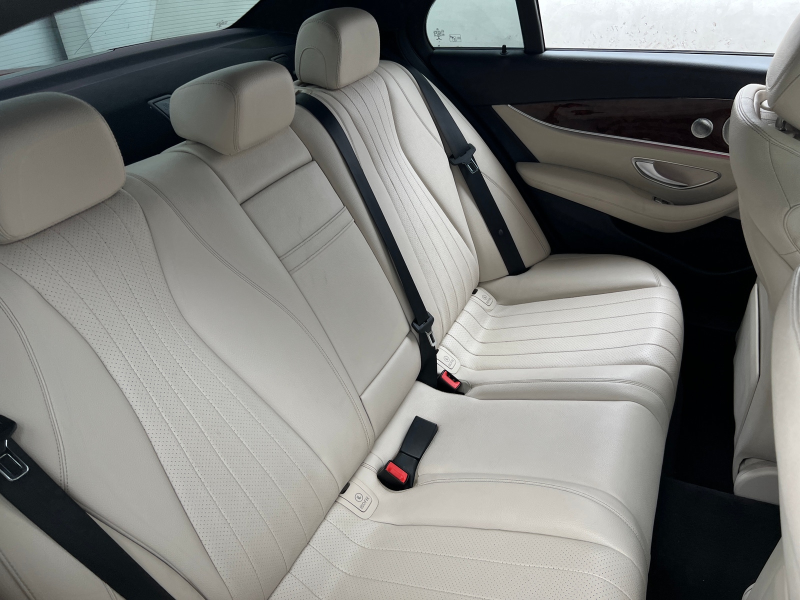 Thumbnail: 2017 Mercedes-Benz E-Class - 5