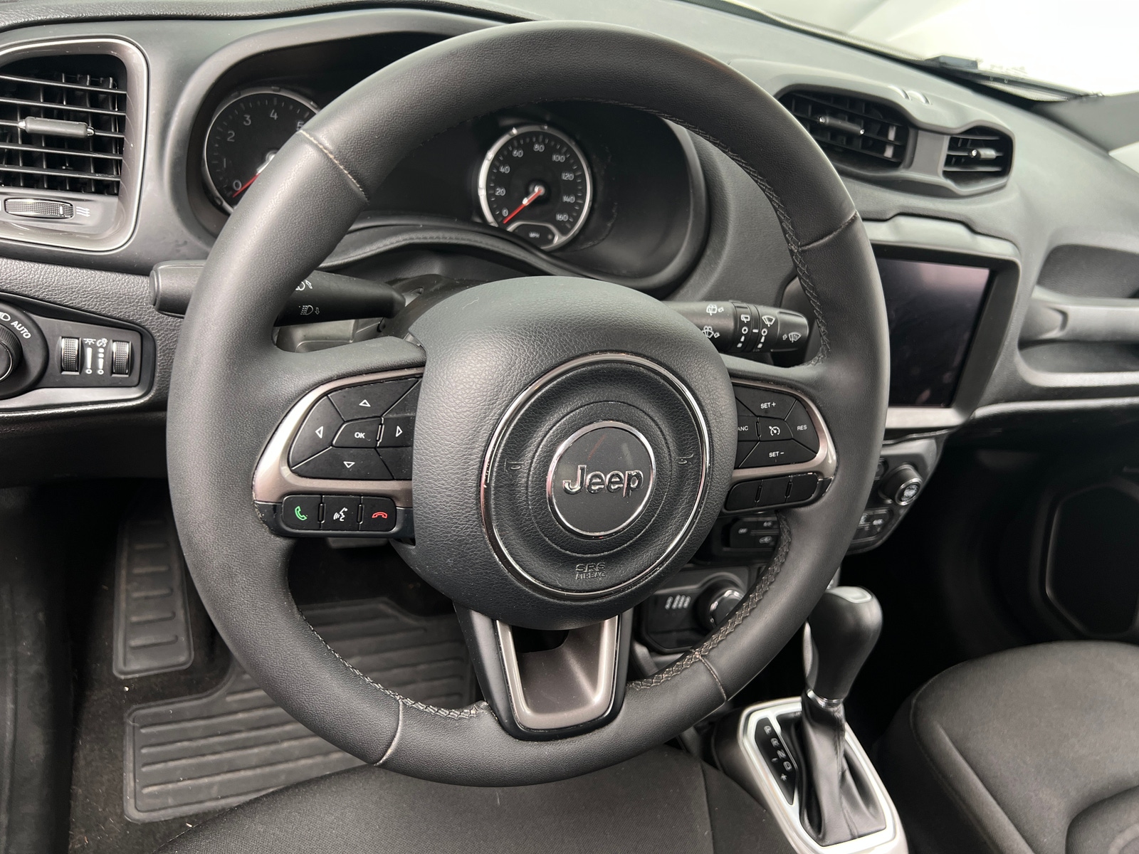 Thumbnail: 2022 Jeep Renegade - 5