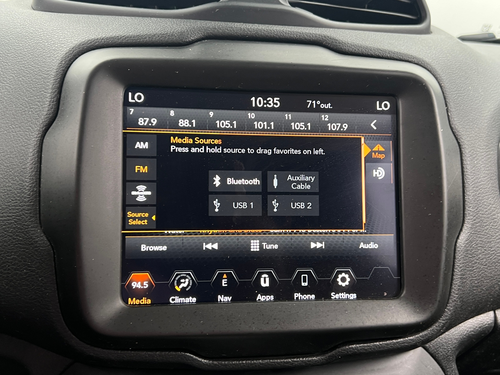 Thumbnail: 2022 Jeep Renegade - 4
