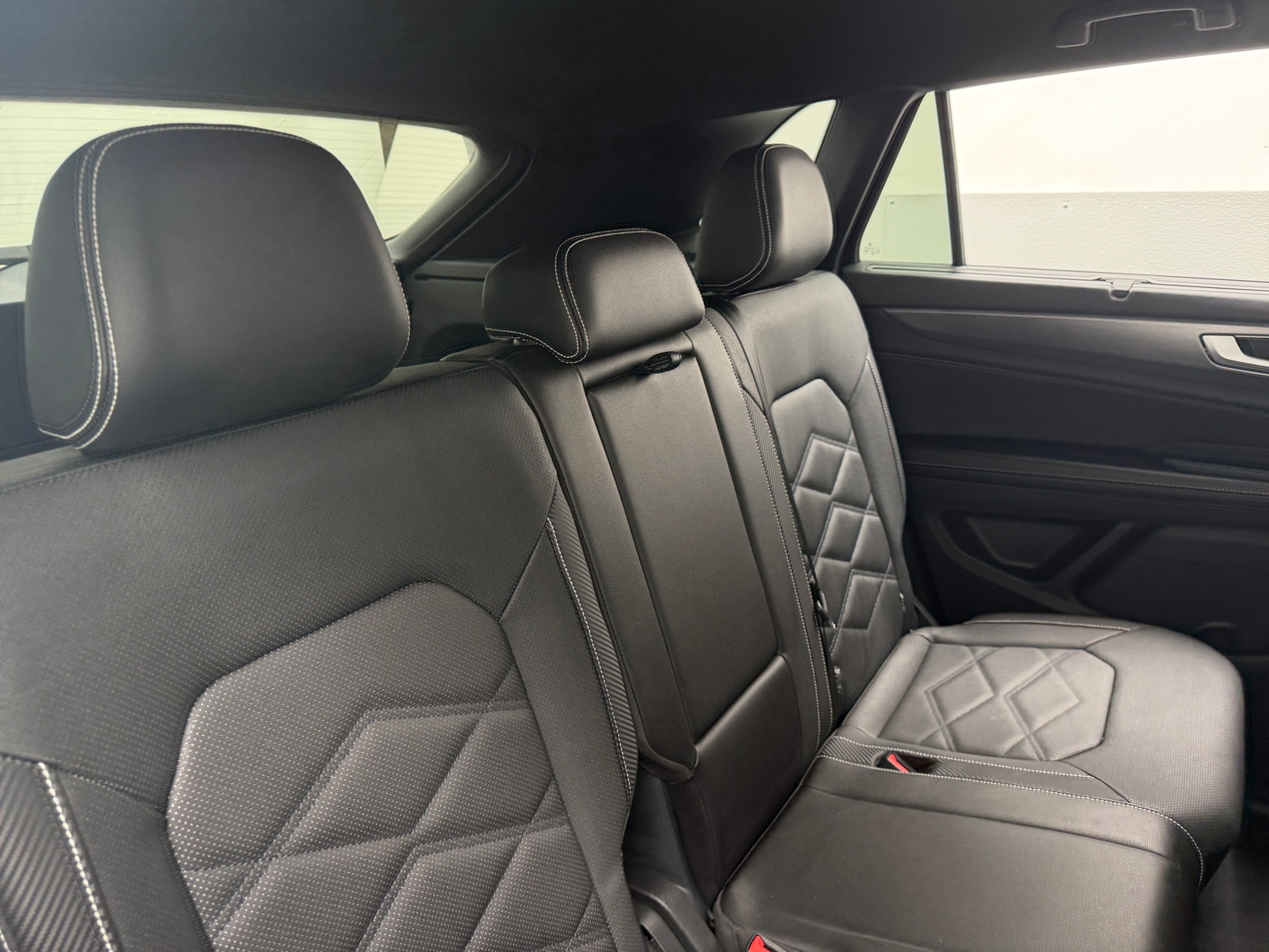 Thumbnail: 2026 Volkswagen Atlas - 6