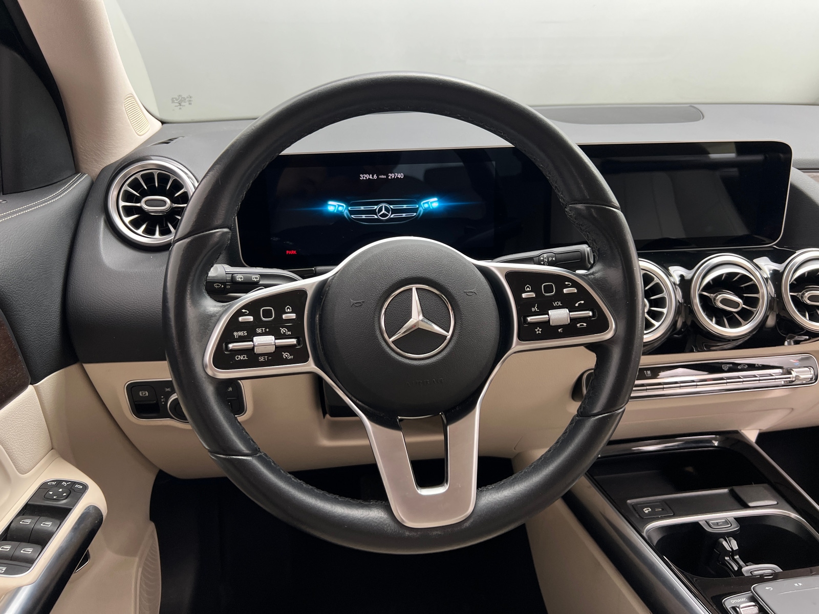 Thumbnail: 2021 Mercedes-Benz GLA - 4