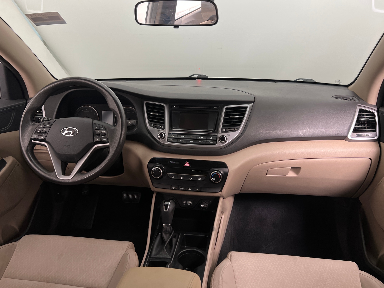Thumbnail: 2017 Hyundai Tucson - 3