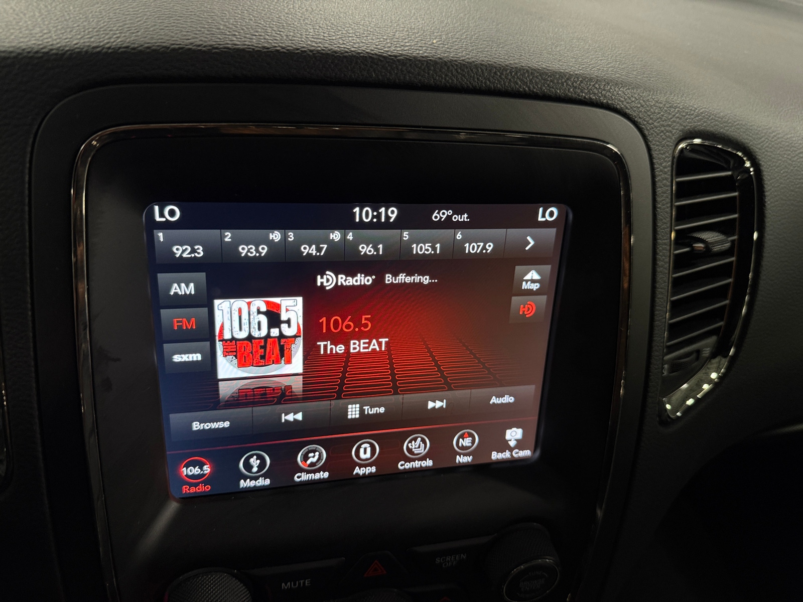 Thumbnail: 2019 Dodge Durango - 3