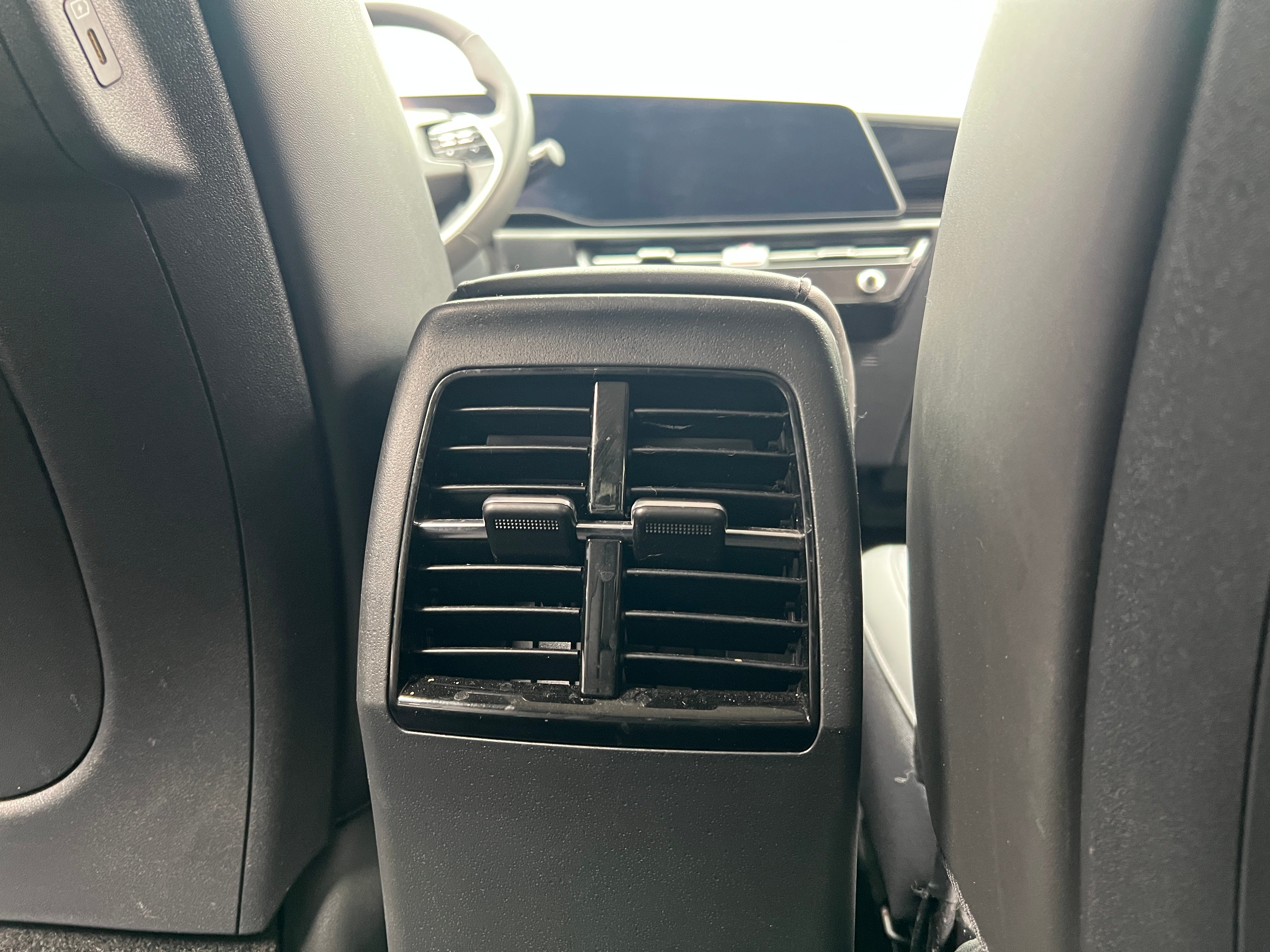 Used 2024 Kia Niro Wind with VIN KNDCR3L16R5116067 for sale in Oak Creek, WI