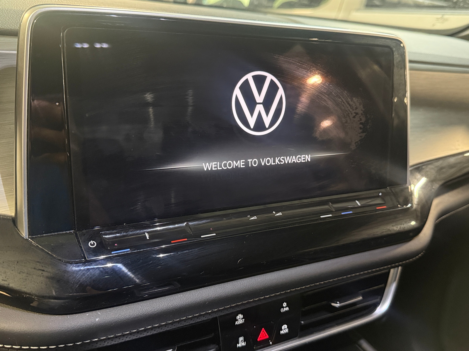 Thumbnail: 2024 Volkswagen Atlas - 3