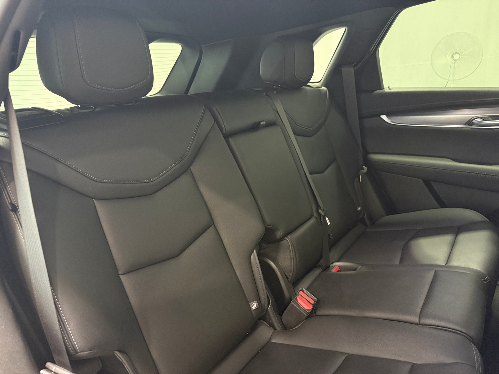 Thumbnail: 2023 Cadillac XT5 - 5