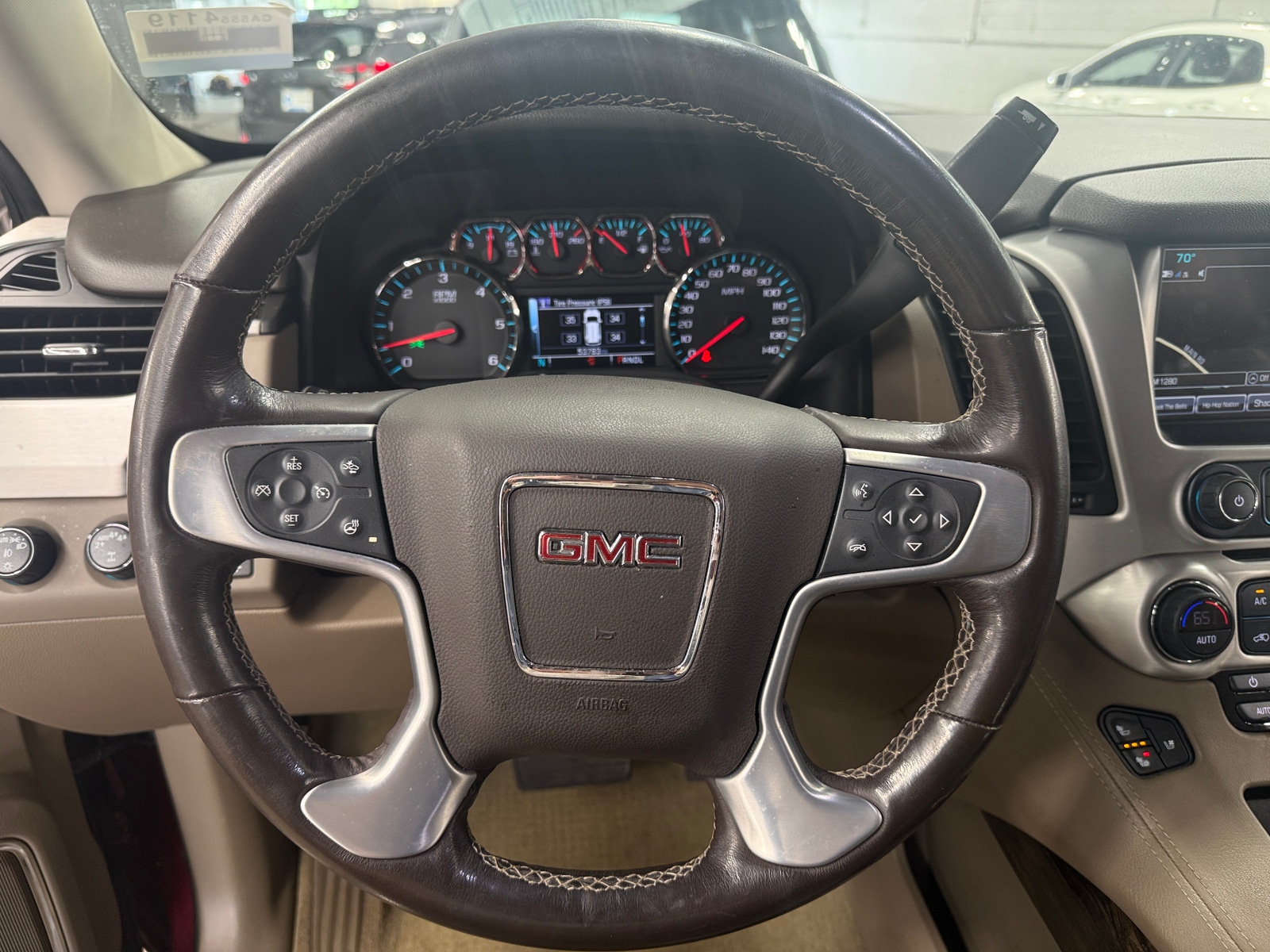 Thumbnail: 2019 GMC Yukon - 4