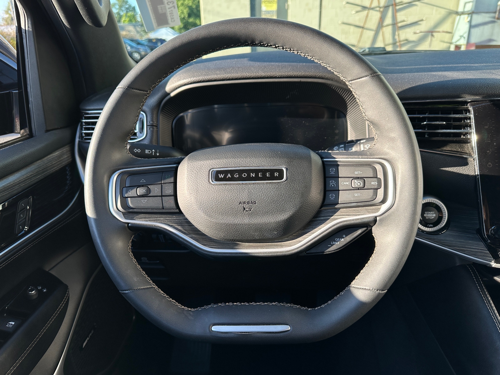 Thumbnail: 2023 Jeep Wagoneer - 4