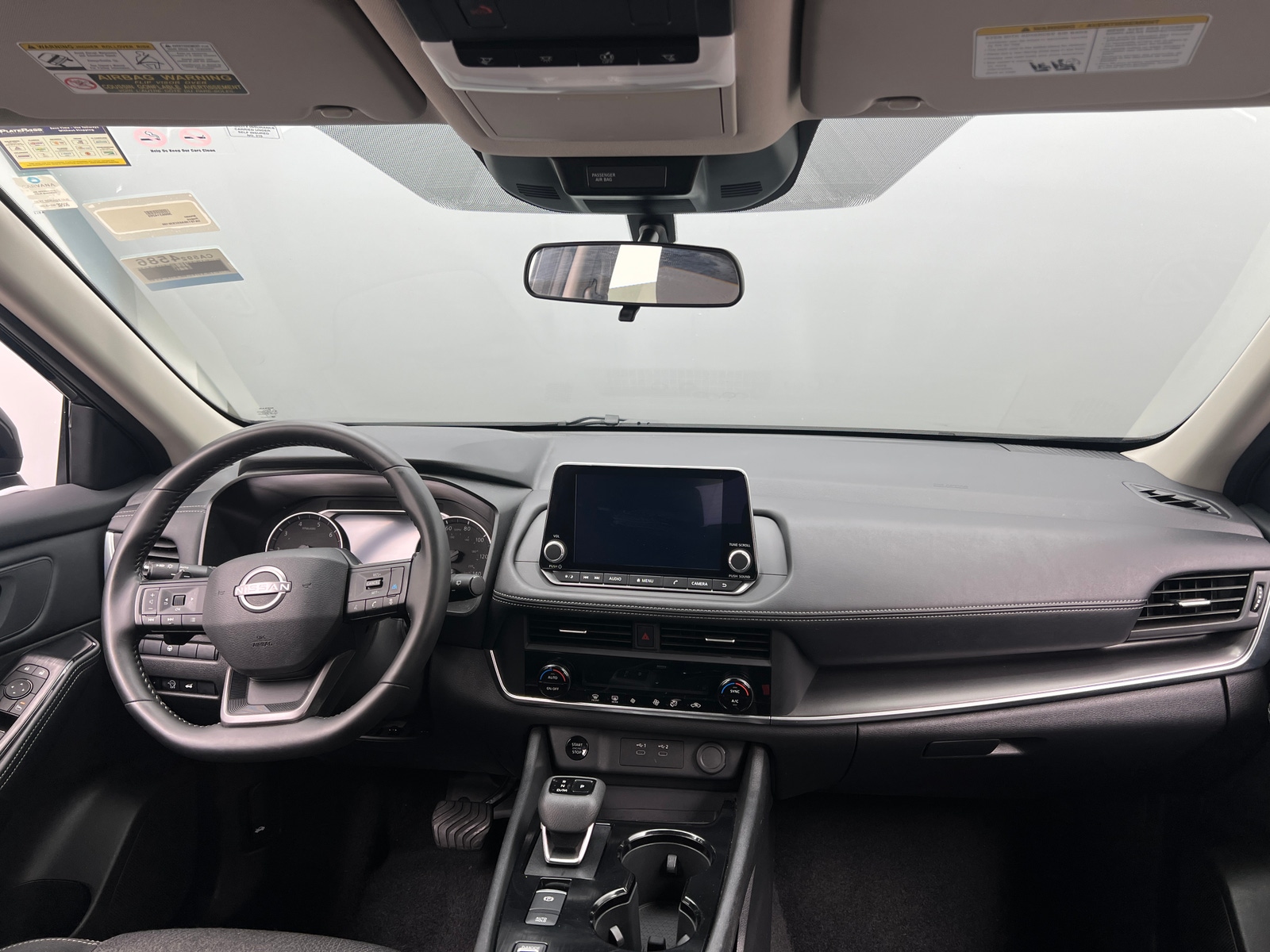 Thumbnail: 2025 Nissan Rogue - 3