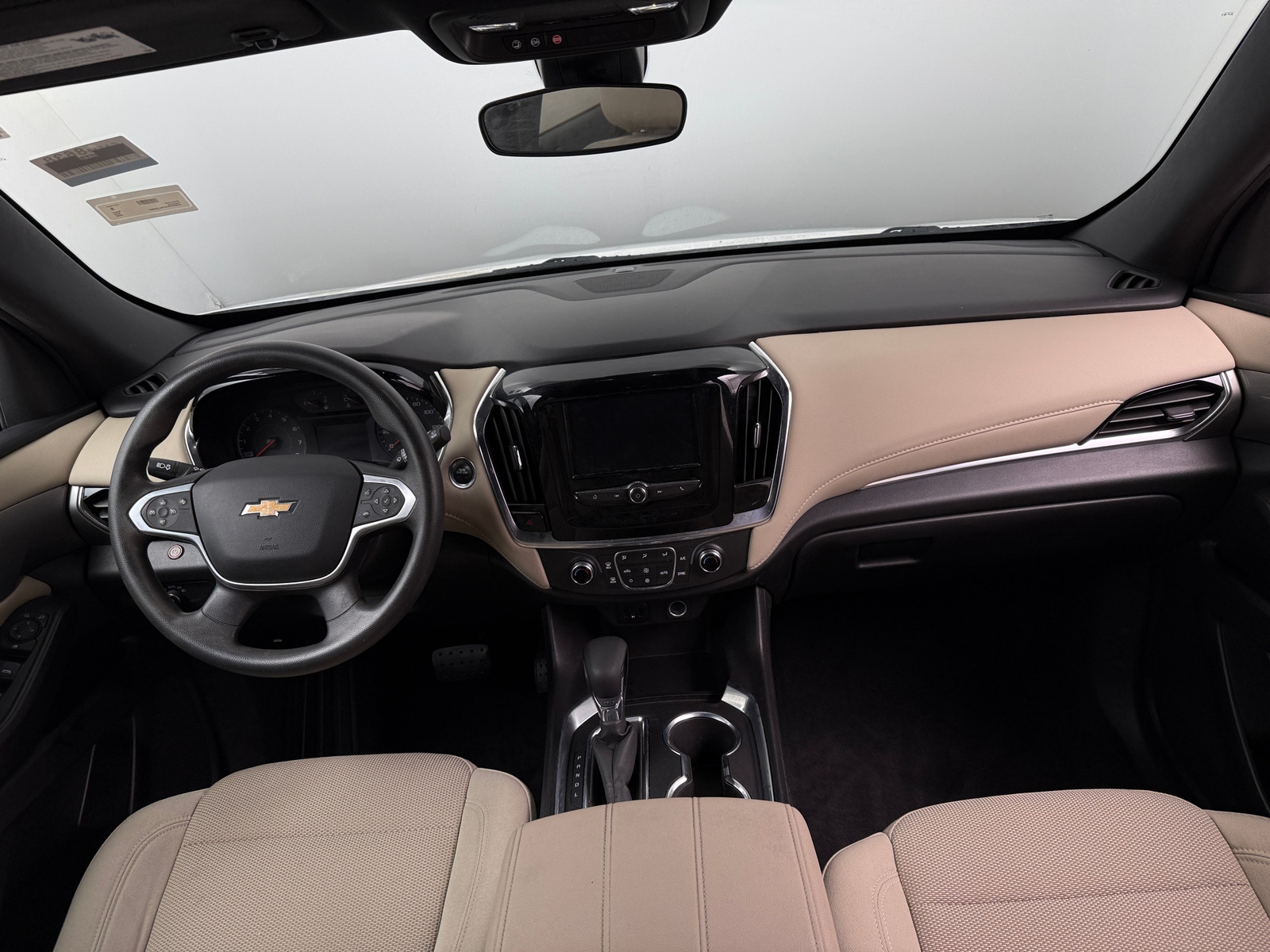 Thumbnail: 2022 Chevrolet Traverse - 3