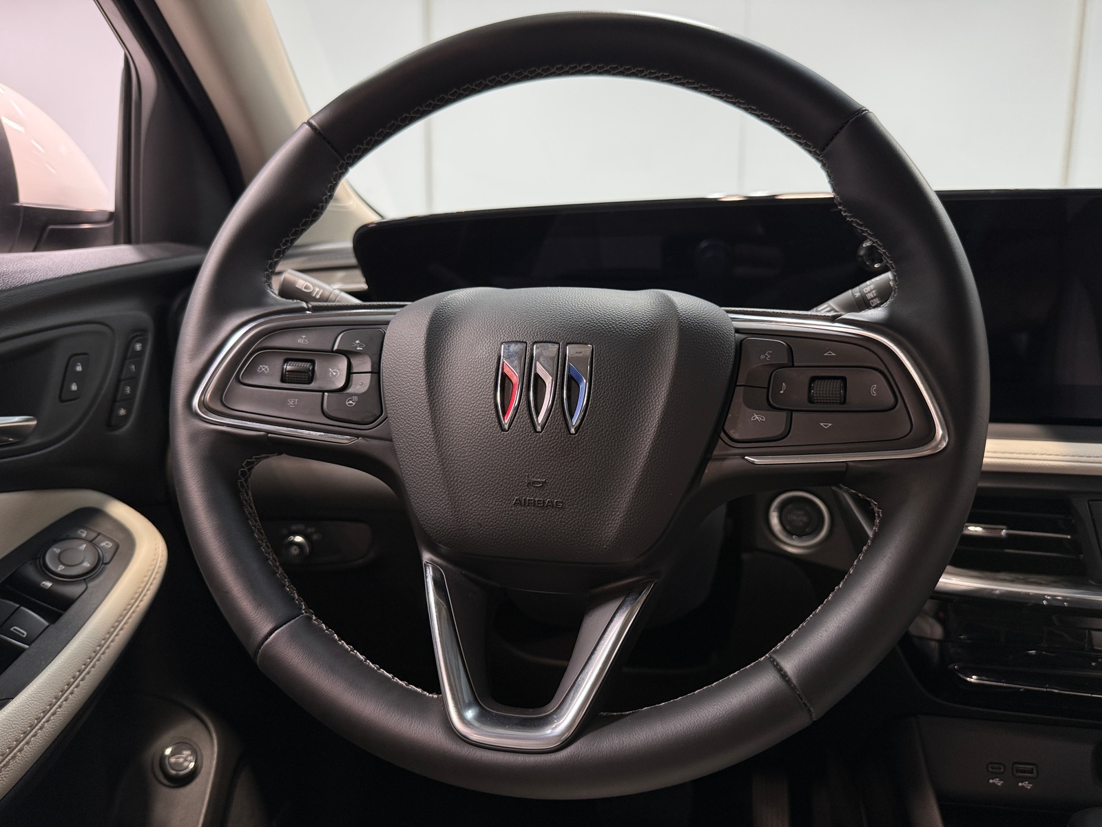 Thumbnail: 2024 Buick Encore GX - 4