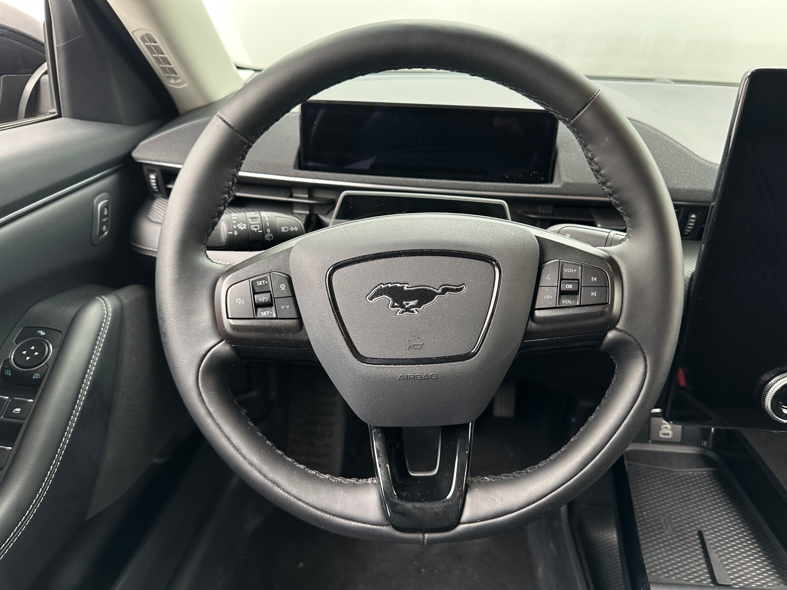 Thumbnail: 2025 Ford Mustang Mach-E - 4