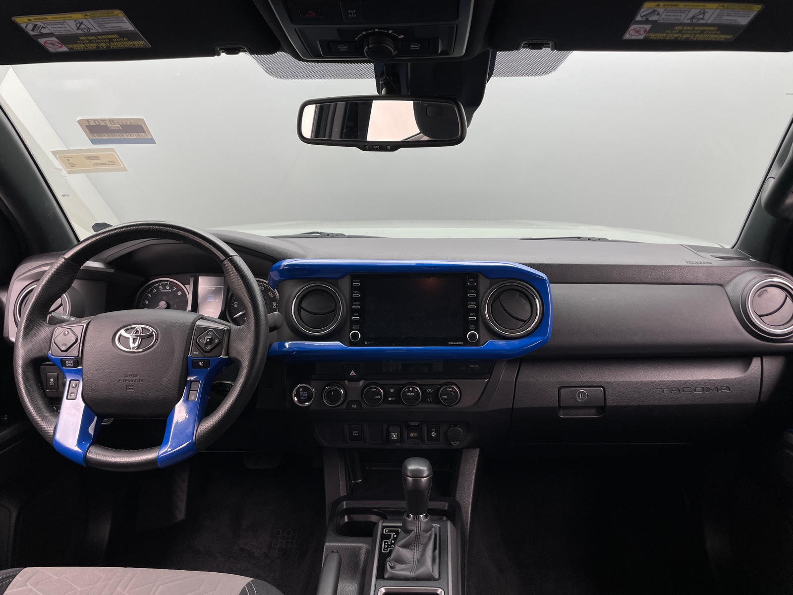 Thumbnail: 2022 Toyota Tacoma - 3