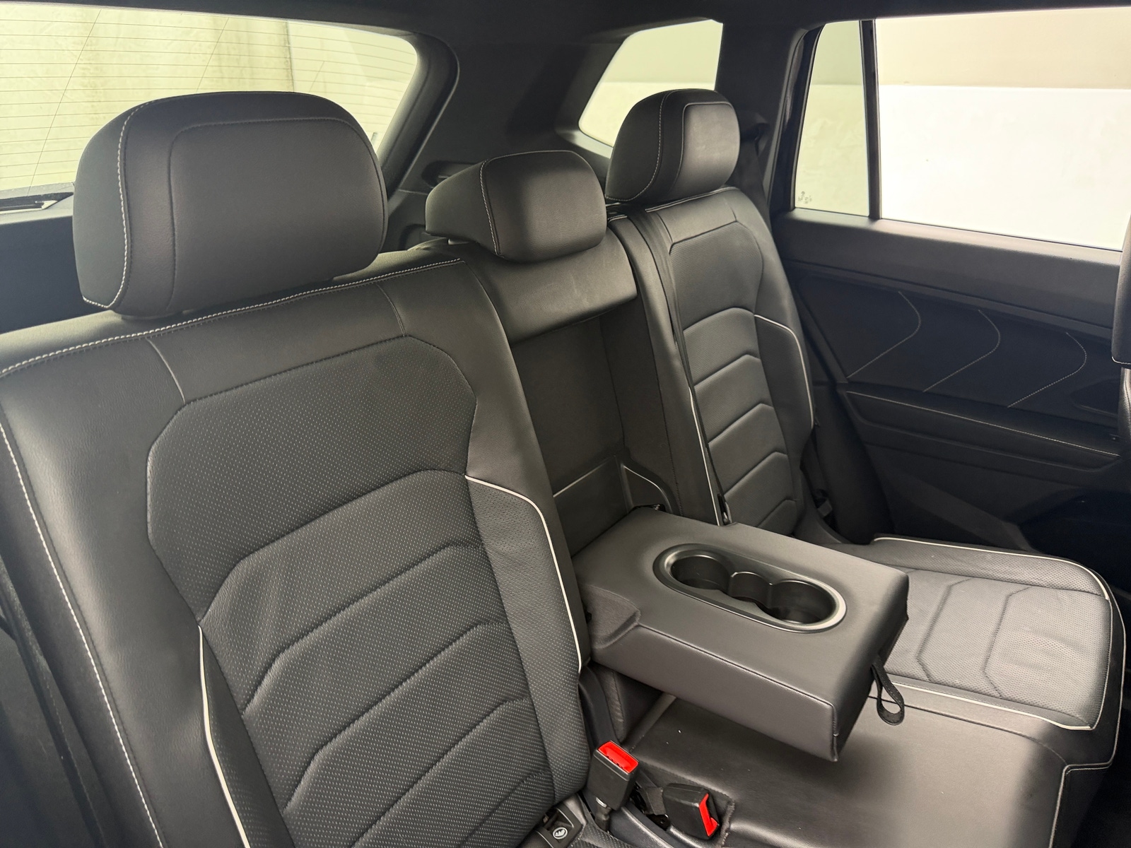 Thumbnail: 2024 Volkswagen Tiguan - 5