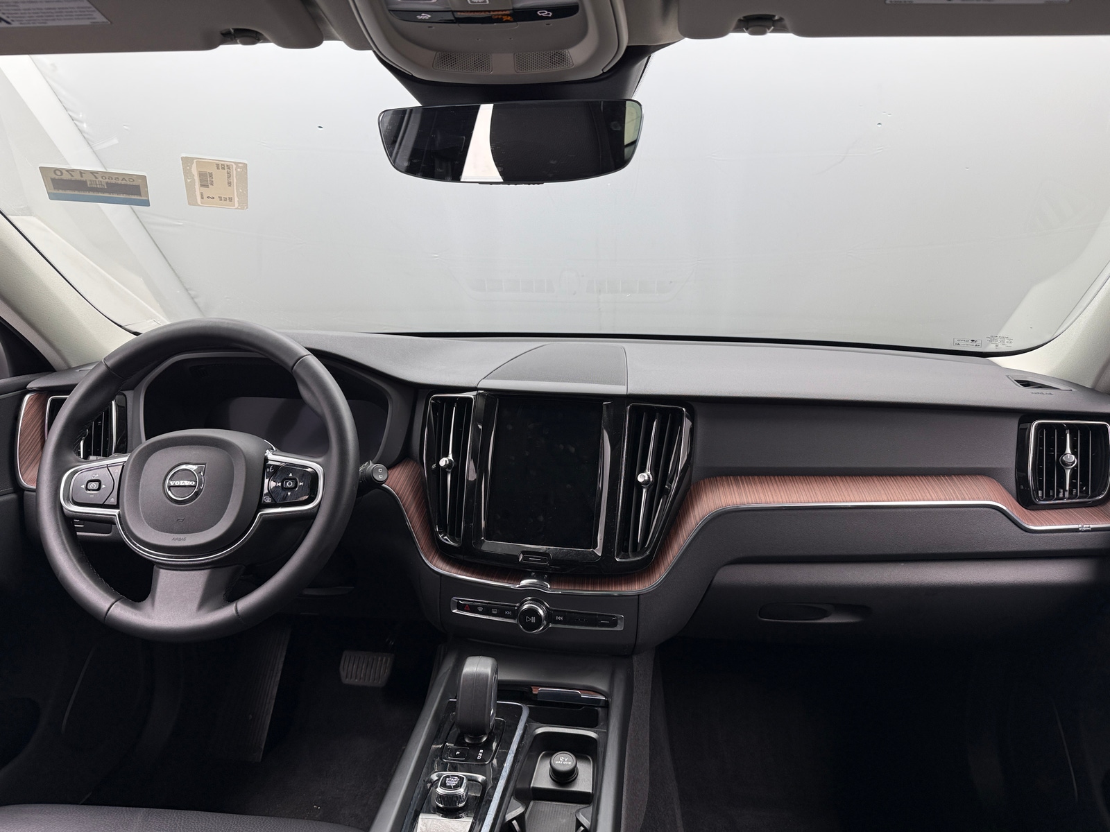 Thumbnail: 2024 Volvo XC60 - 2
