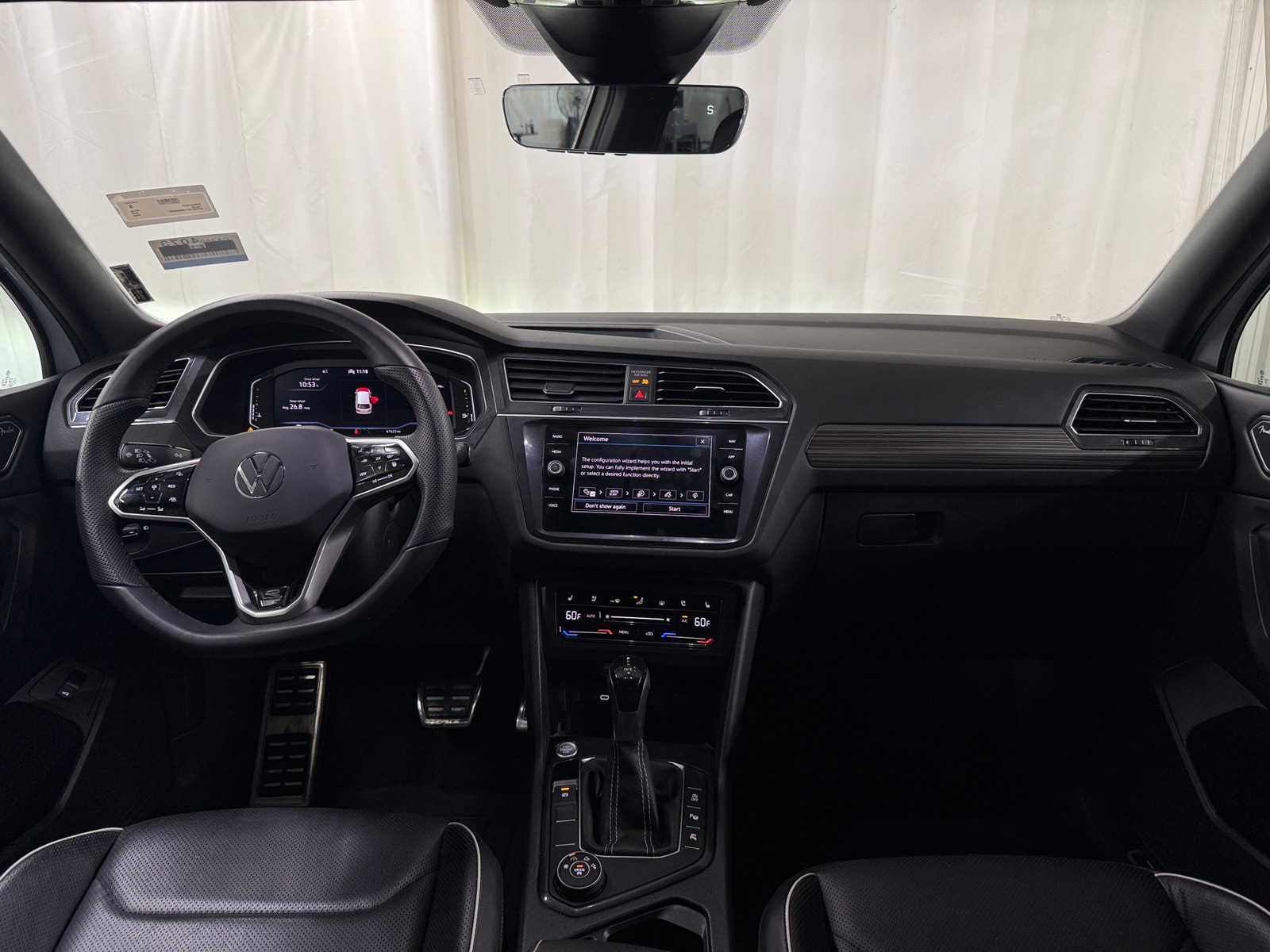 Thumbnail: 2022 Volkswagen Tiguan - 2